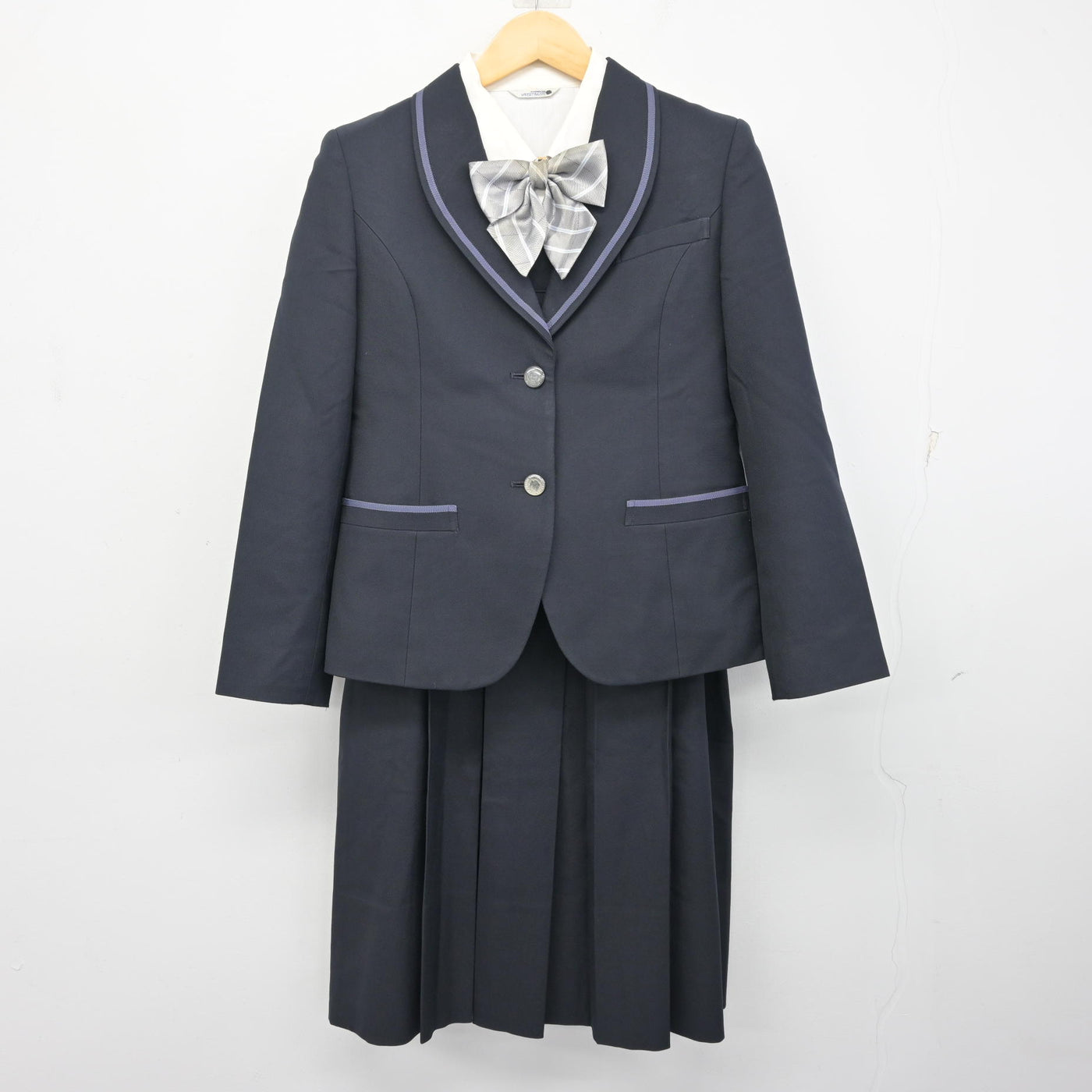 【中古】京都府 京都聖母学院高等学校 女子制服 4点 (ブレザー・ジャンパースカート・シャツ) sf100837
