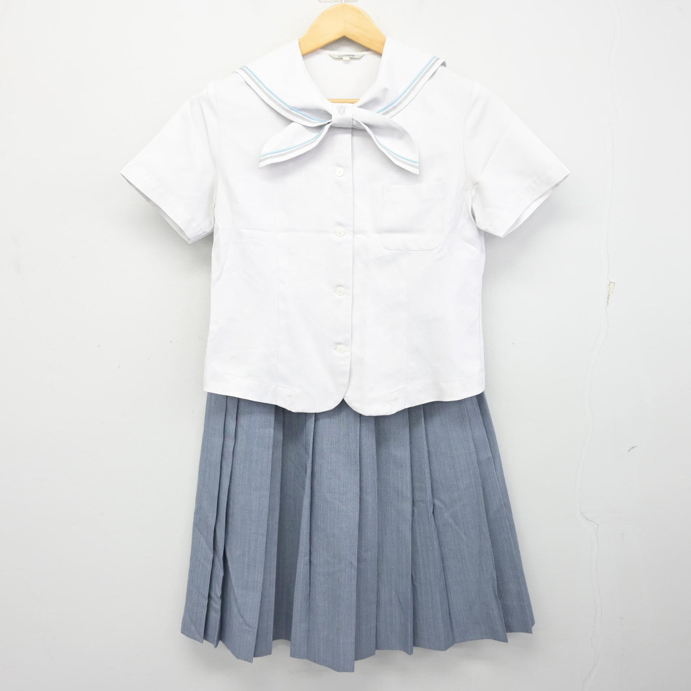 【中古】京都府 京都聖母学院高等学校 女子制服 3点 (セーラー服・スカート) sf100841