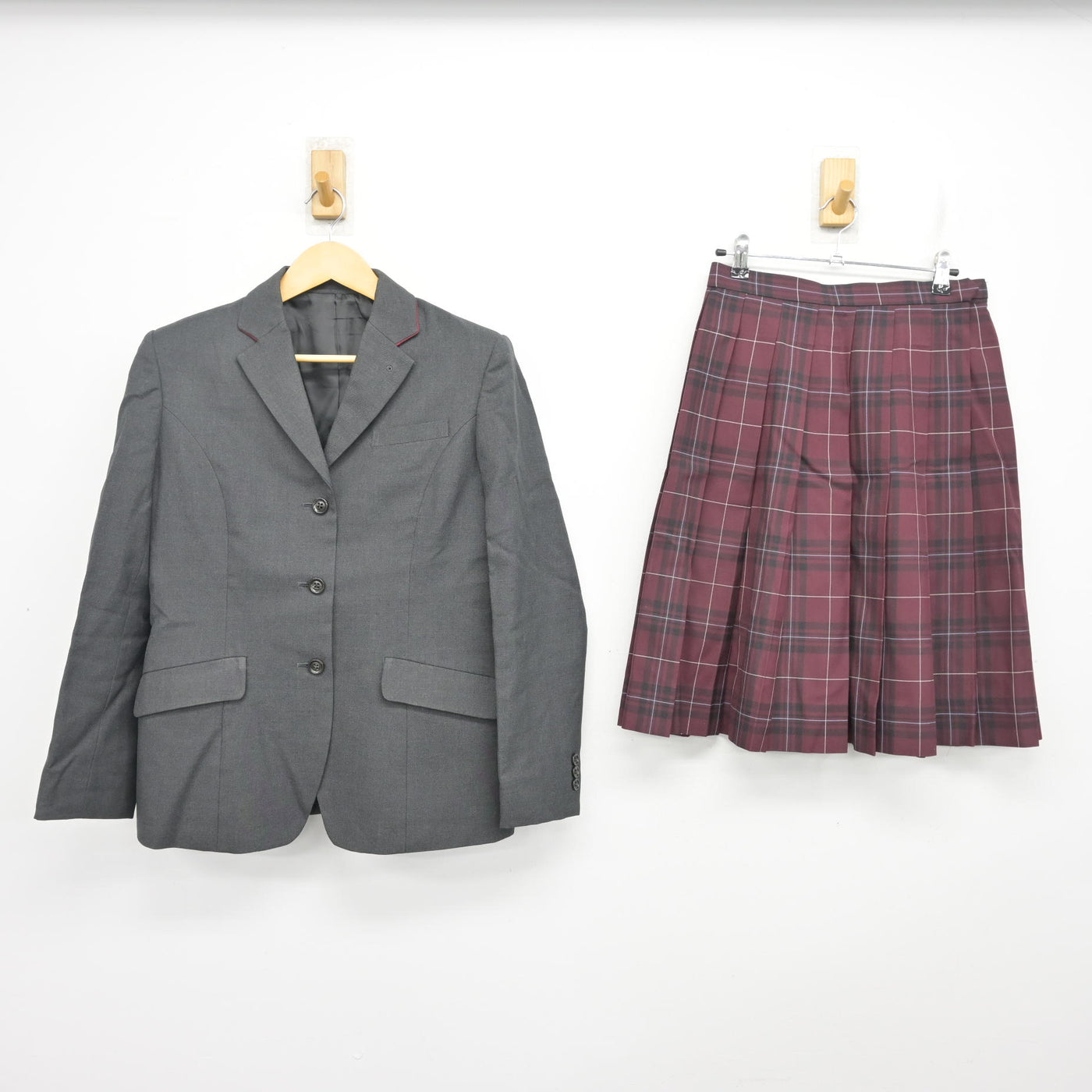 【中古】東京都 中村中学校 女子制服 2点 (ブレザー・スカート) sf100869