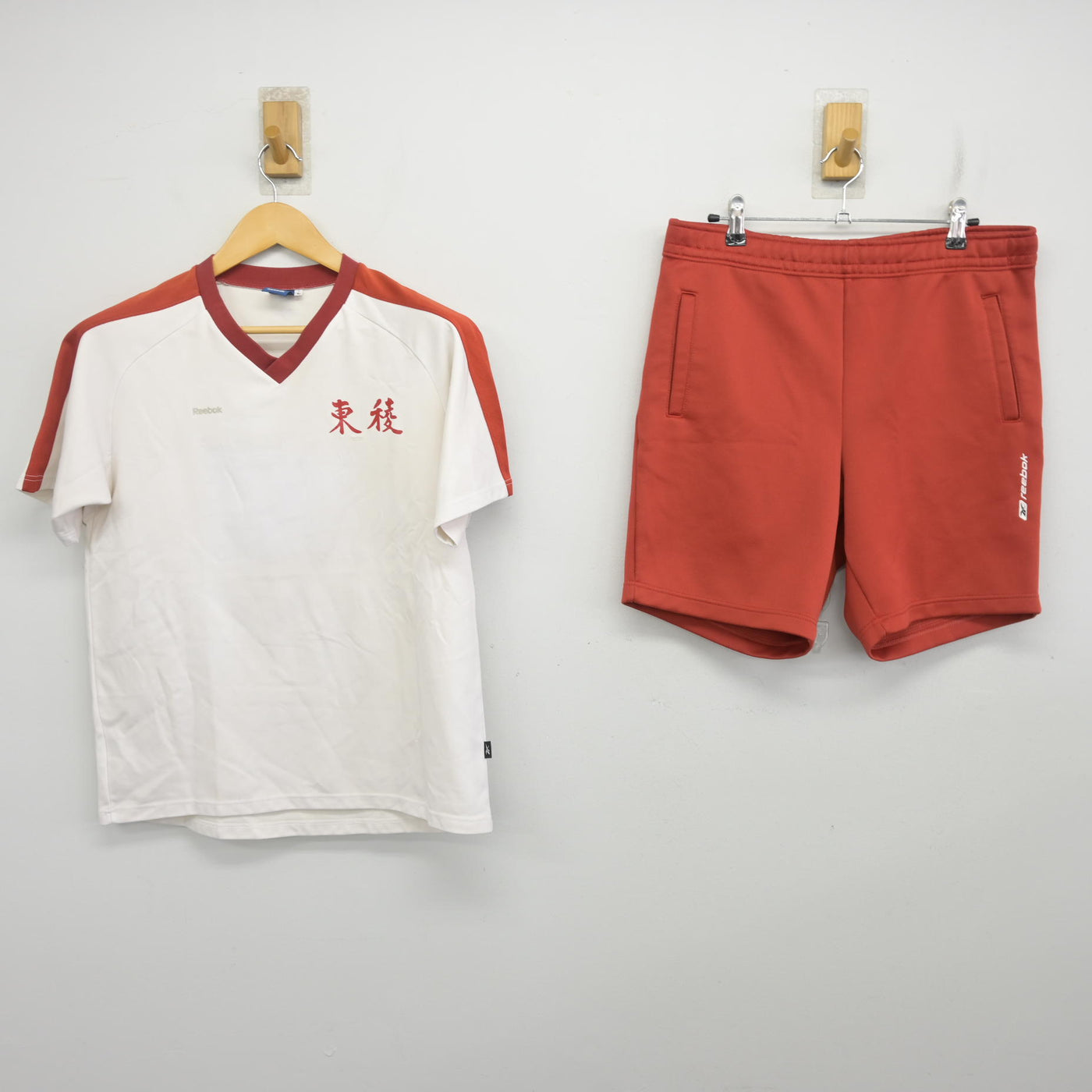 【中古】熊本県 東稜高等学校 女子制服 2点 (体操服 上・体操服 下) sf100917