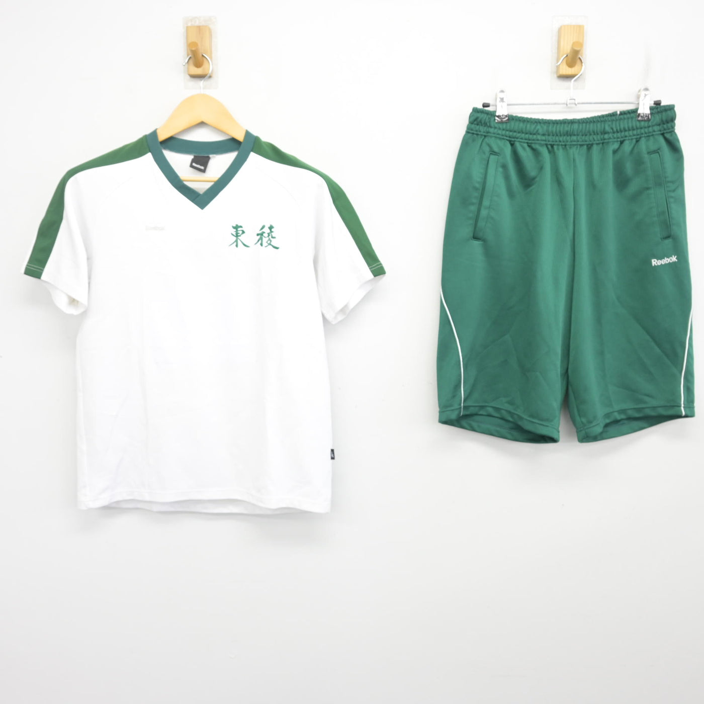 【中古】熊本県 東稜高等学校 女子制服 2点 (体操服 上・体操服 下) sf100919
