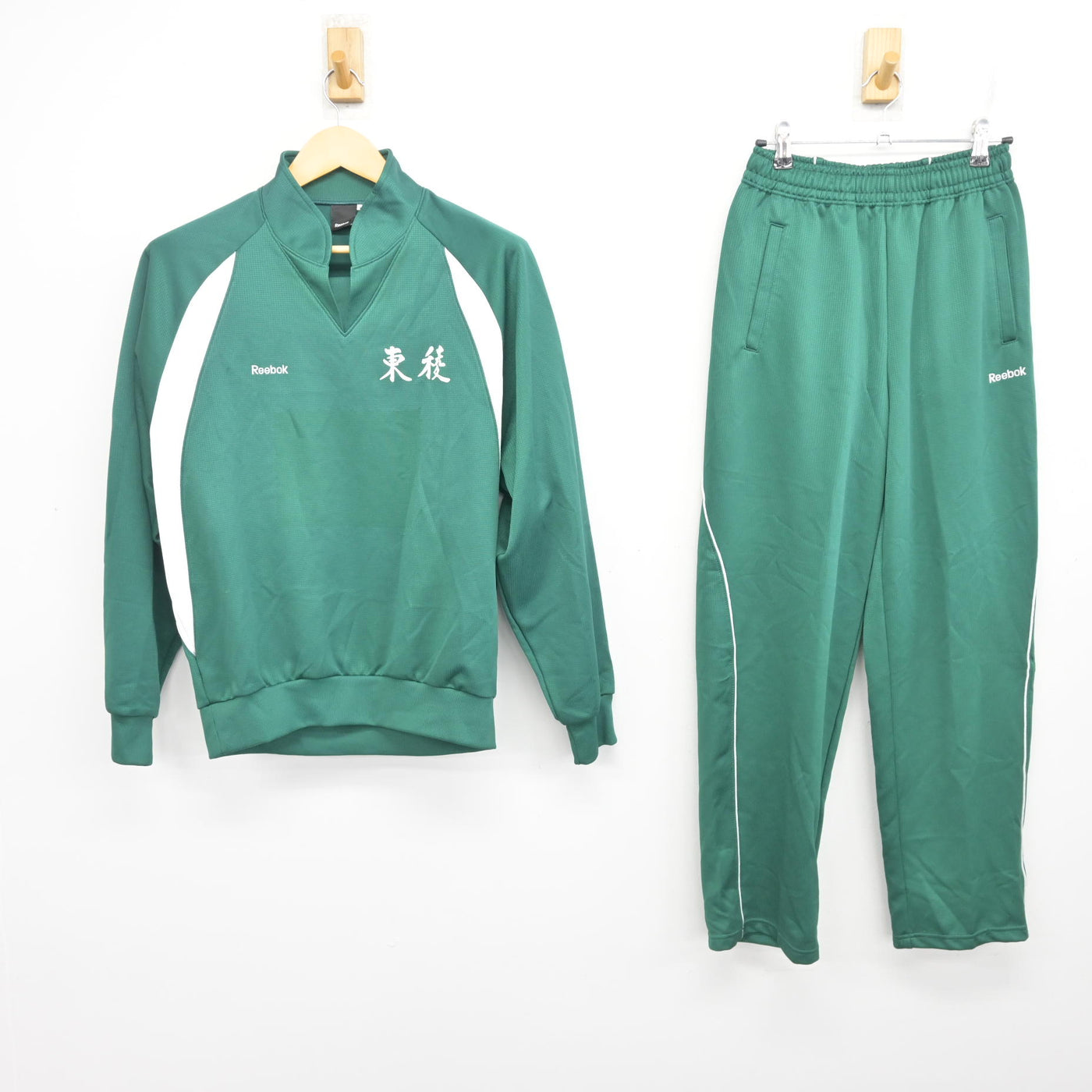 【中古】熊本県 東稜高等学校 女子制服 2点 (ジャージ 上・ジャージ 下) sf100920