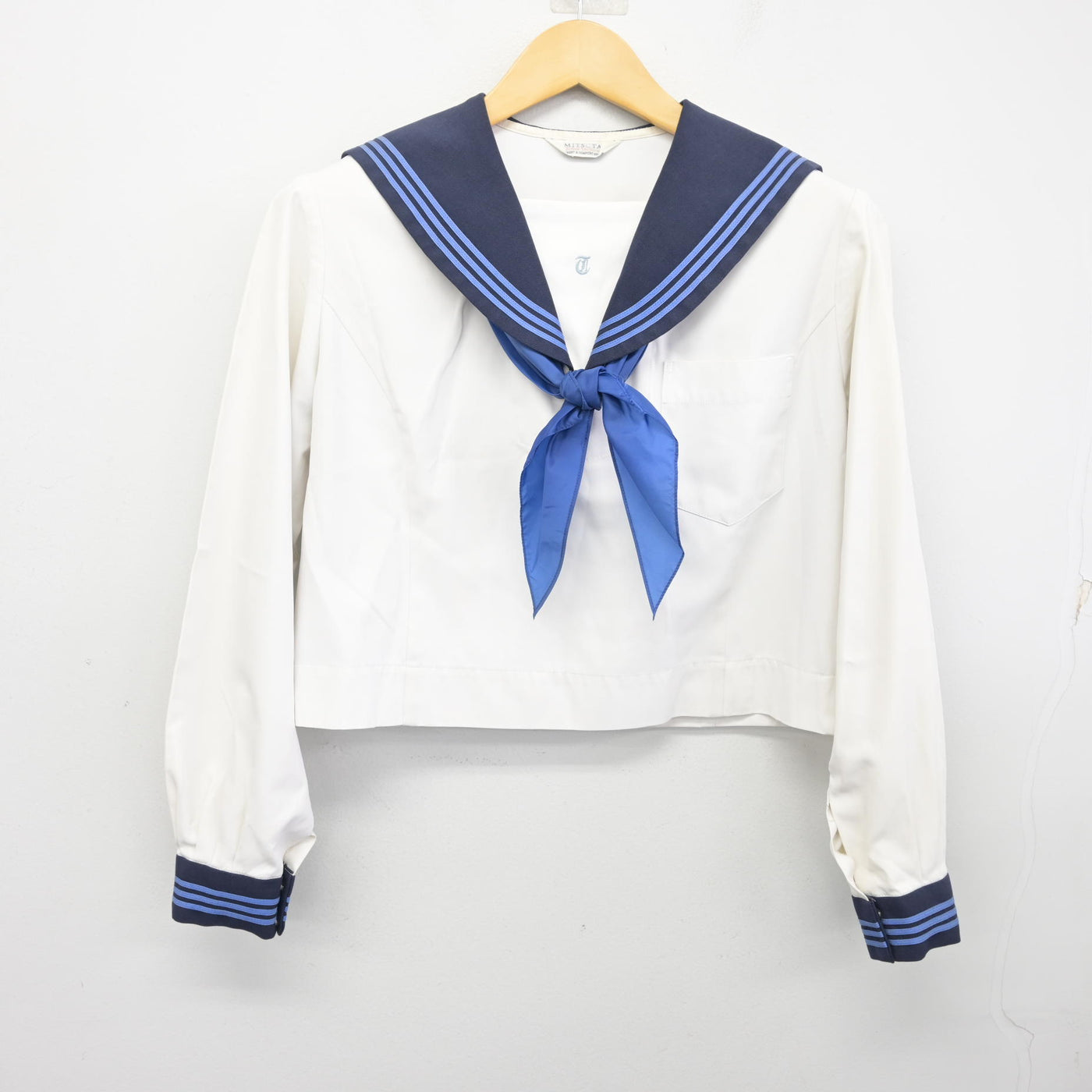 【中古】熊本県 東稜高等学校 女子制服 3点 (セーラー服・スカート) sf100926