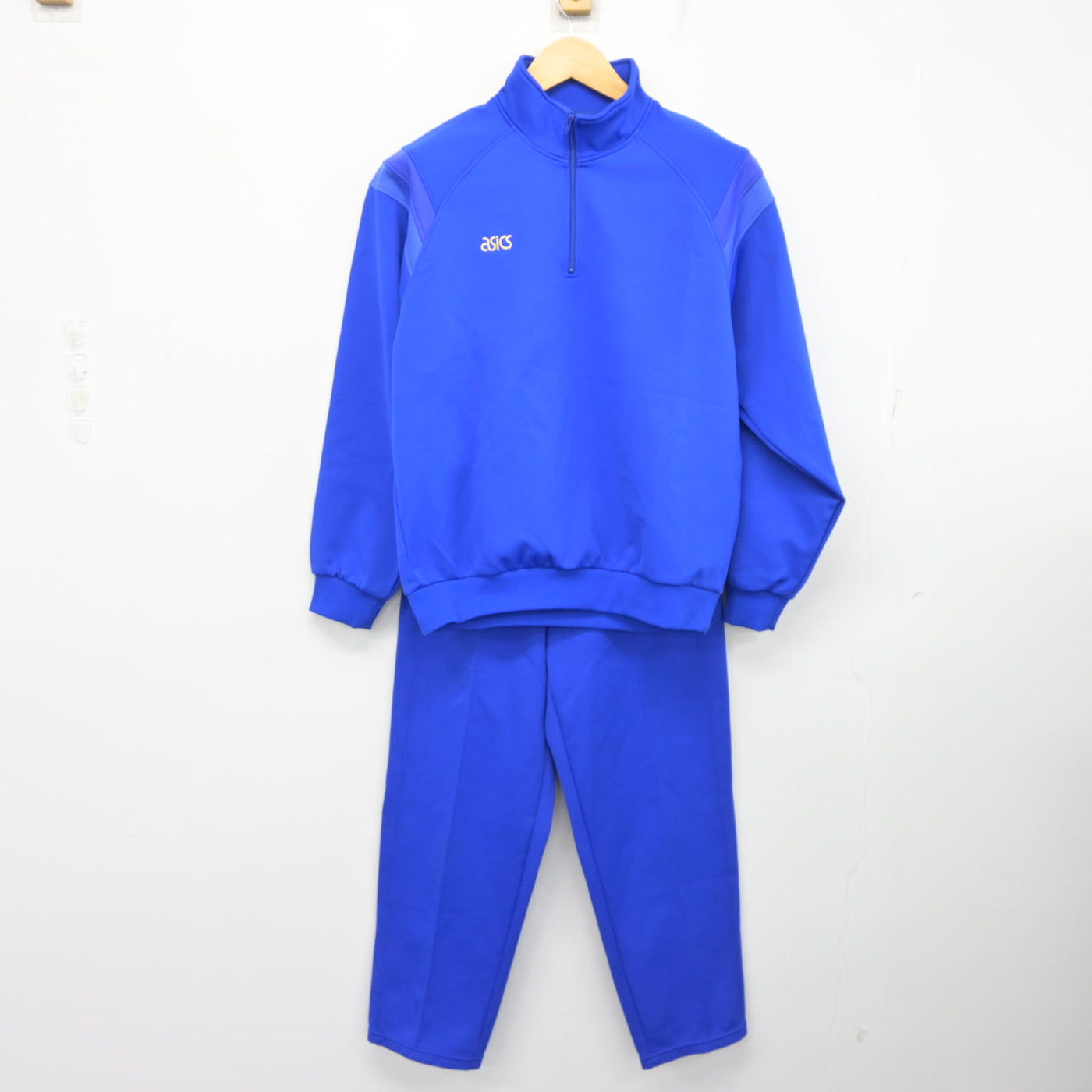 【中古】熊本県 白川中学校 女子制服 2点 (ジャージ 上・ジャージ 下) sf100928