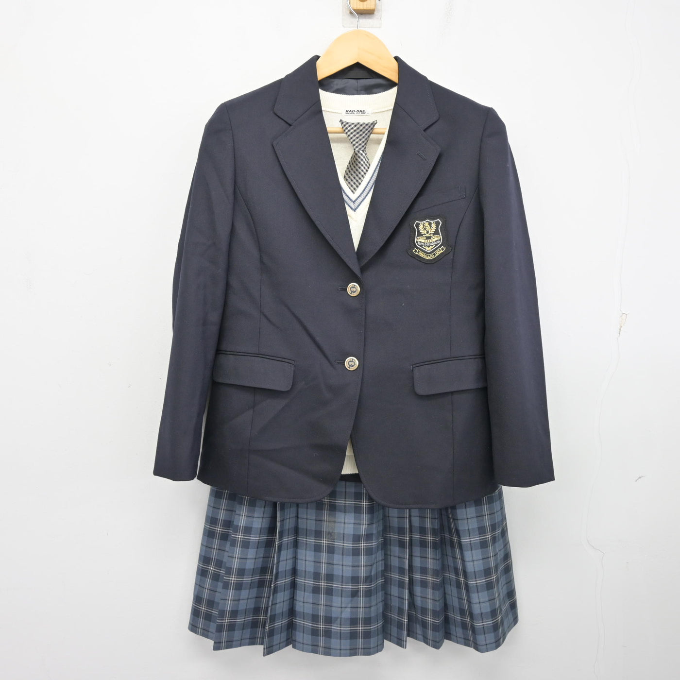 【中古】北海道 大曲中学校 女子制服 4点 (ブレザー・ニットベスト・スカート) sf100929