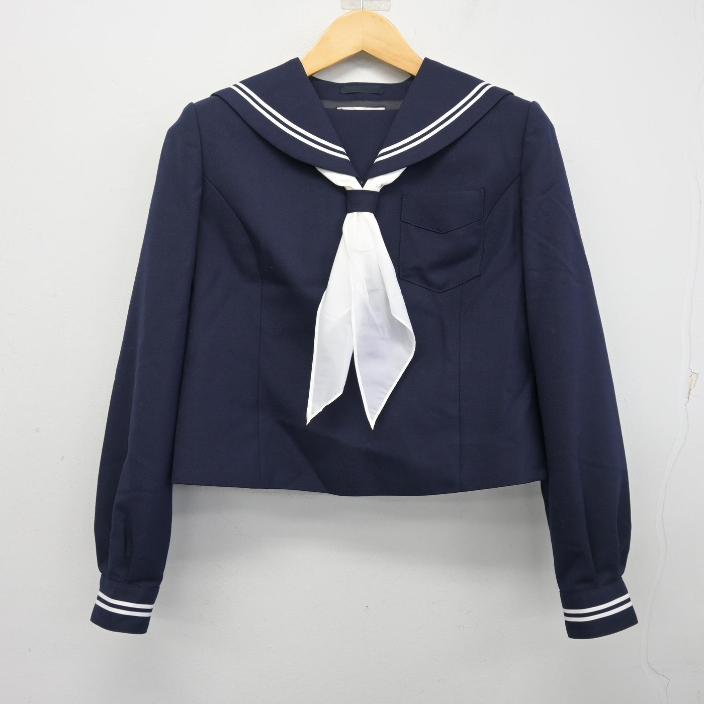 【中古】北海道 千歳中学校 女子制服 3点 (セーラー服・スカート) sf100930