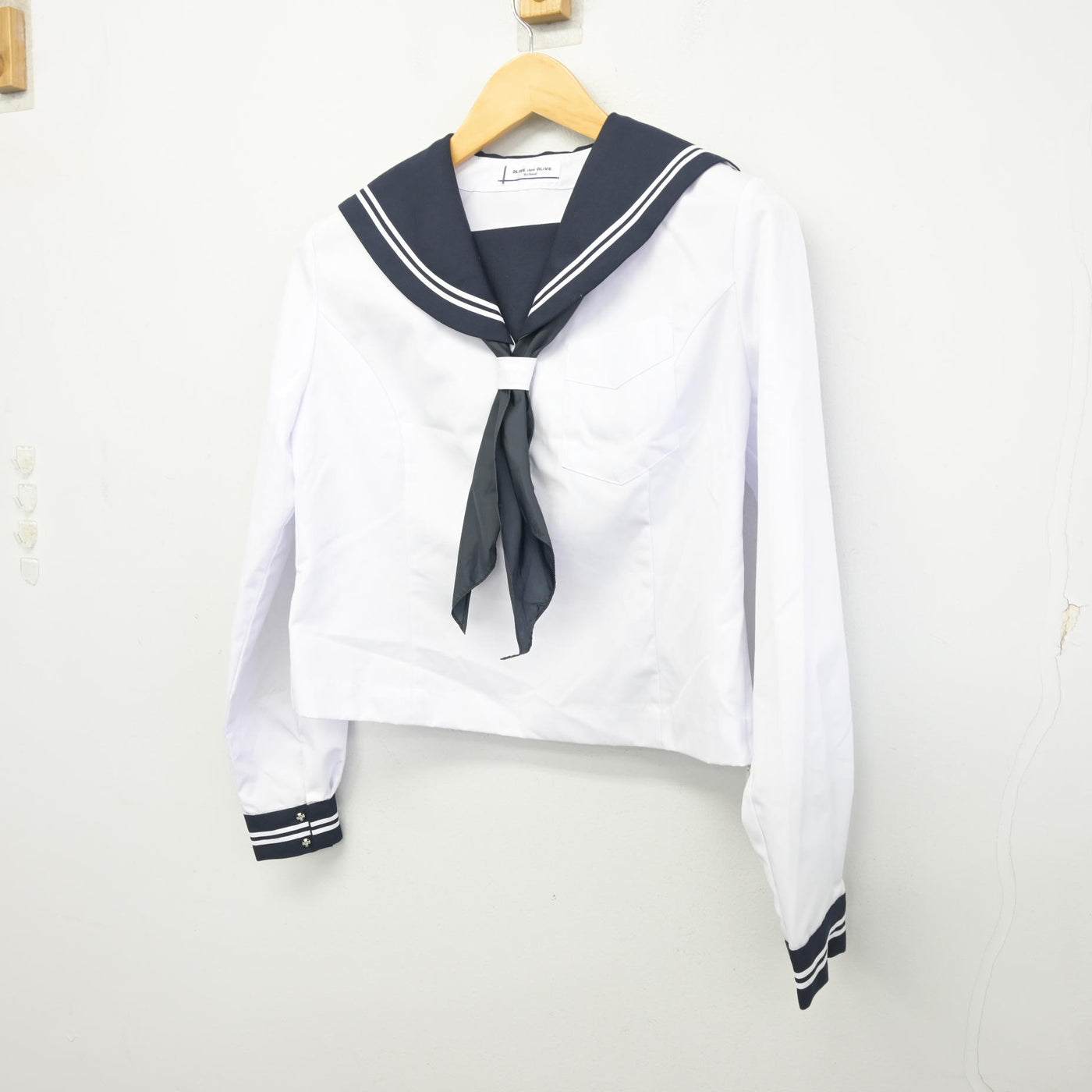 【中古】北海道 千歳中学校 女子制服 2点 (セーラー服) sf100931