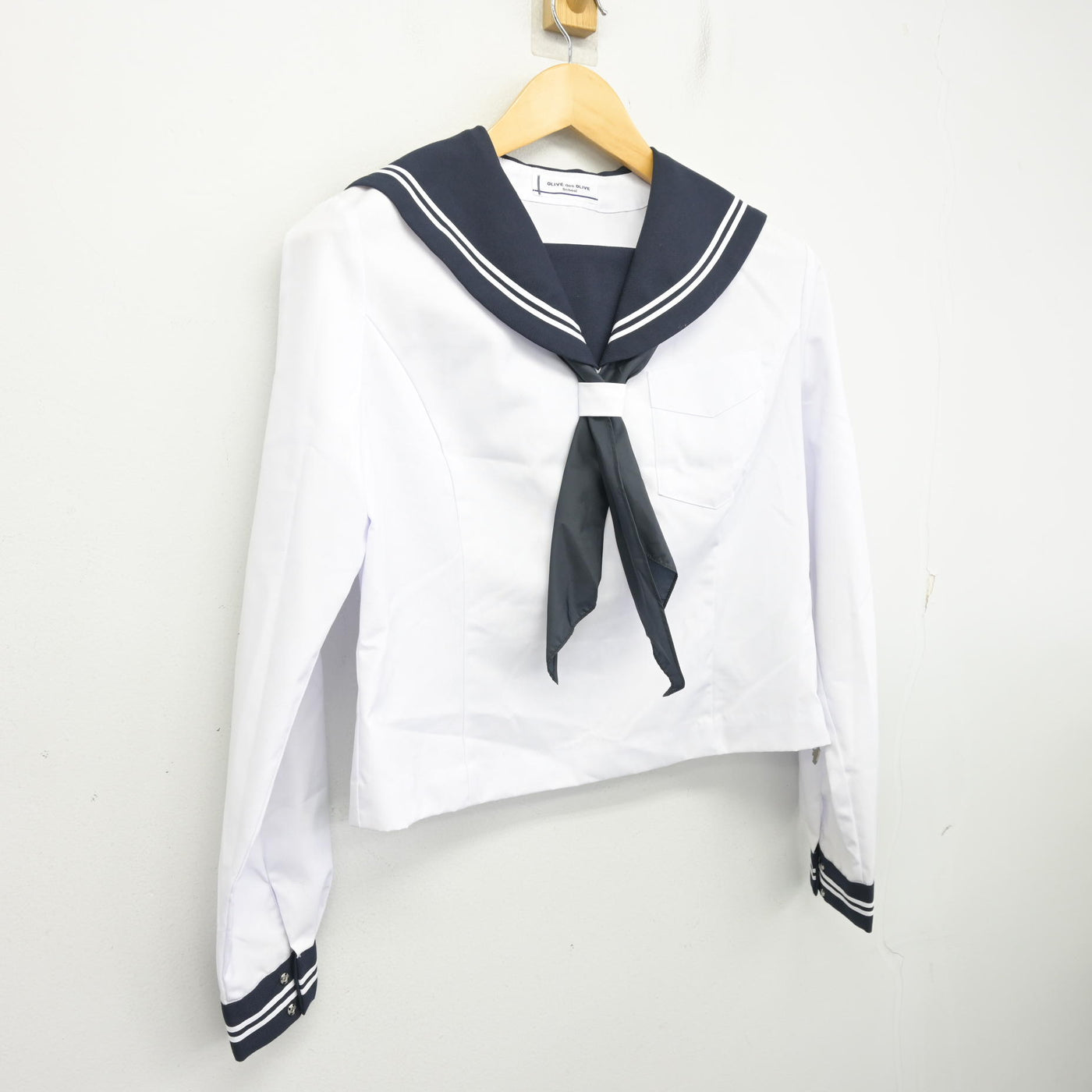 【中古】北海道 千歳中学校 女子制服 2点 (セーラー服) sf100931