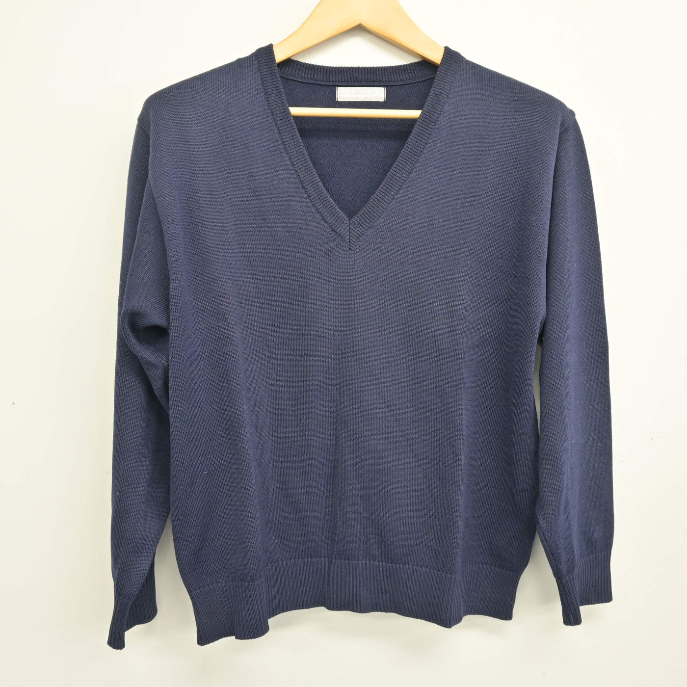 【中古】大阪府 楠葉西中学校 女子制服 2点 (ニット・スカート) sf100934