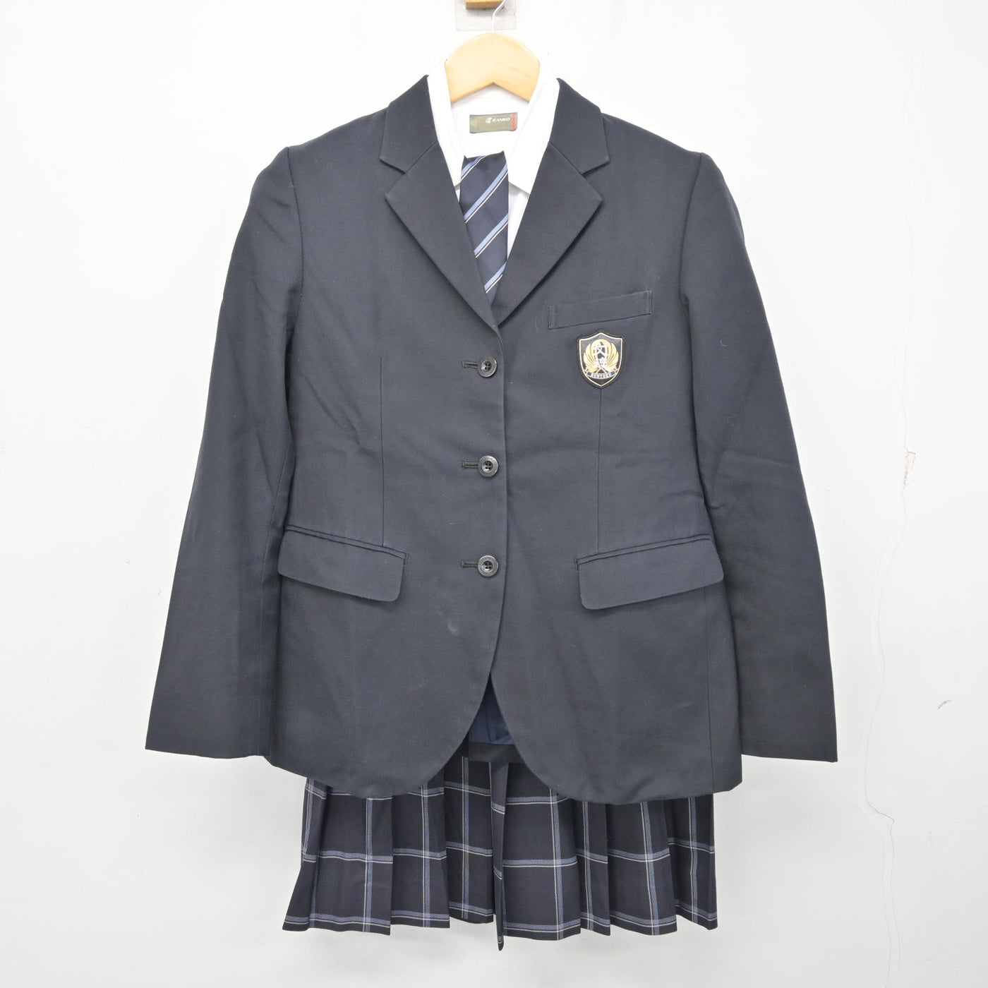 【中古】熊本県 文徳学園 文徳高等学校 女子制服 4点 (ブレザー・シャツ・スカート) sf100955