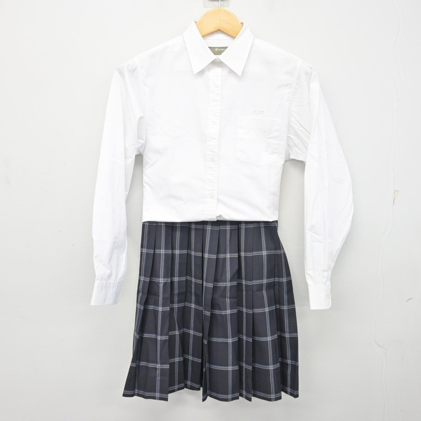 【中古】熊本県 文徳学園 文徳高等学校 女子制服 4点 (ブレザー・シャツ・スカート) sf100955
