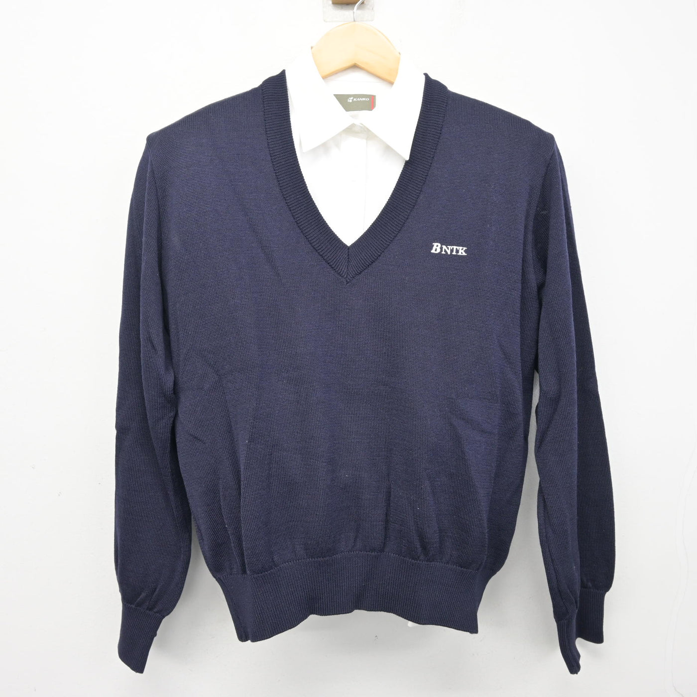 【中古】熊本県 文徳学園 文徳高等学校 女子制服 2点 (ニット・シャツ) sf100956