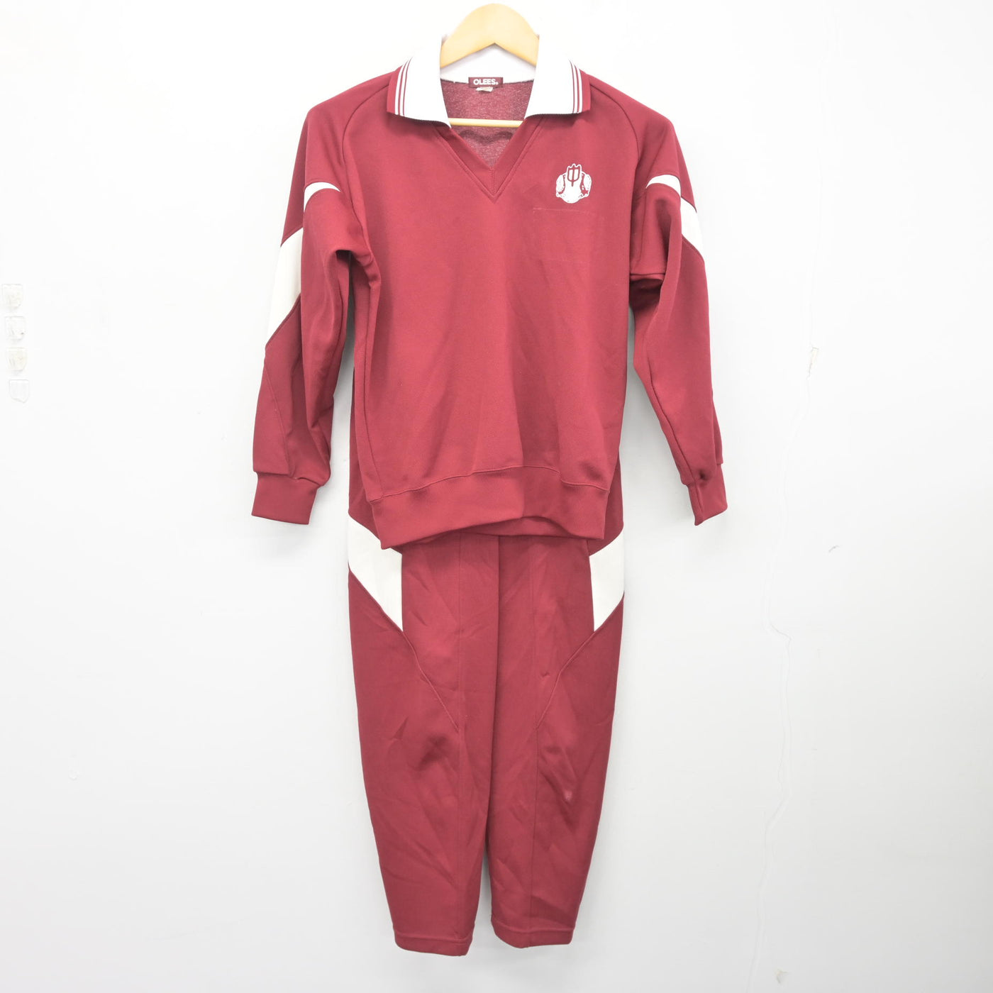 【中古】埼玉県 初雁中学校 女子制服 3点 (ジャージ 上・体操服 上・ジャージ 下) sf100970