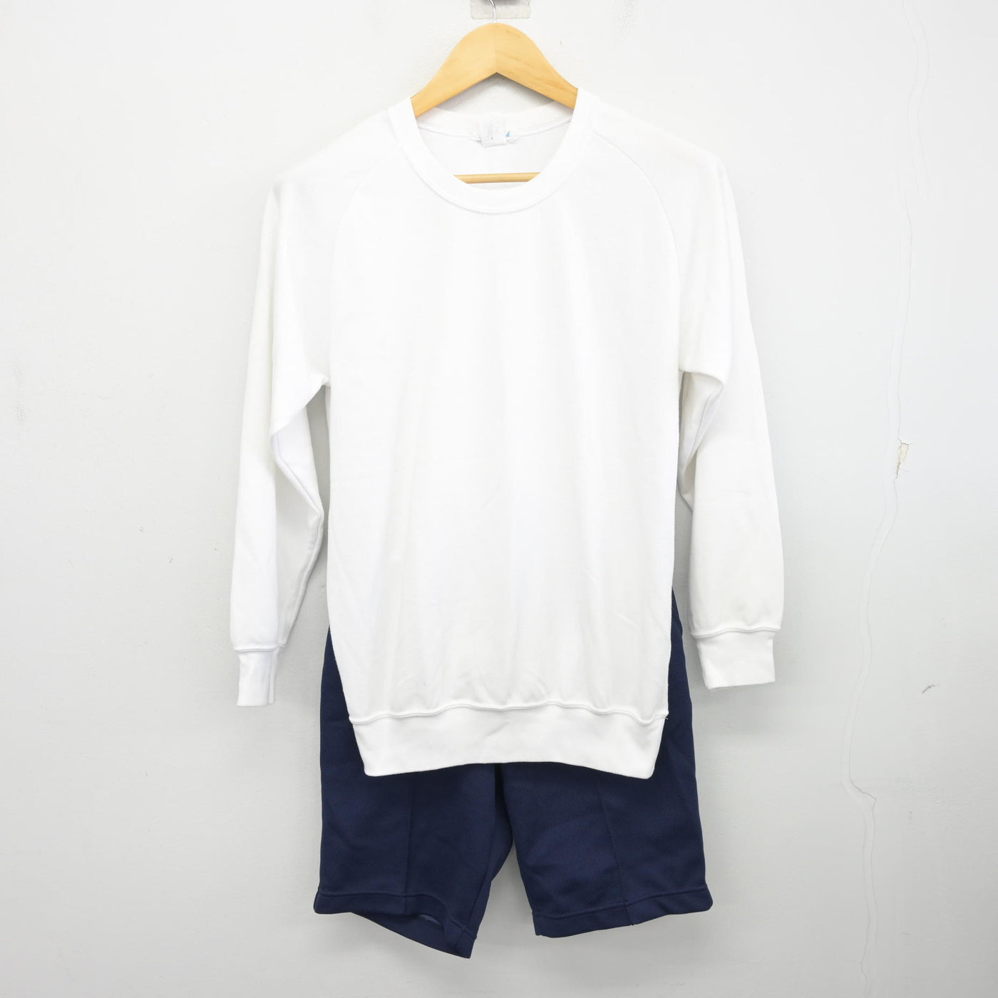 【中古】岐阜県 岐南中学校 女子制服 3点 (体操服 上・体操服 下) sf101016