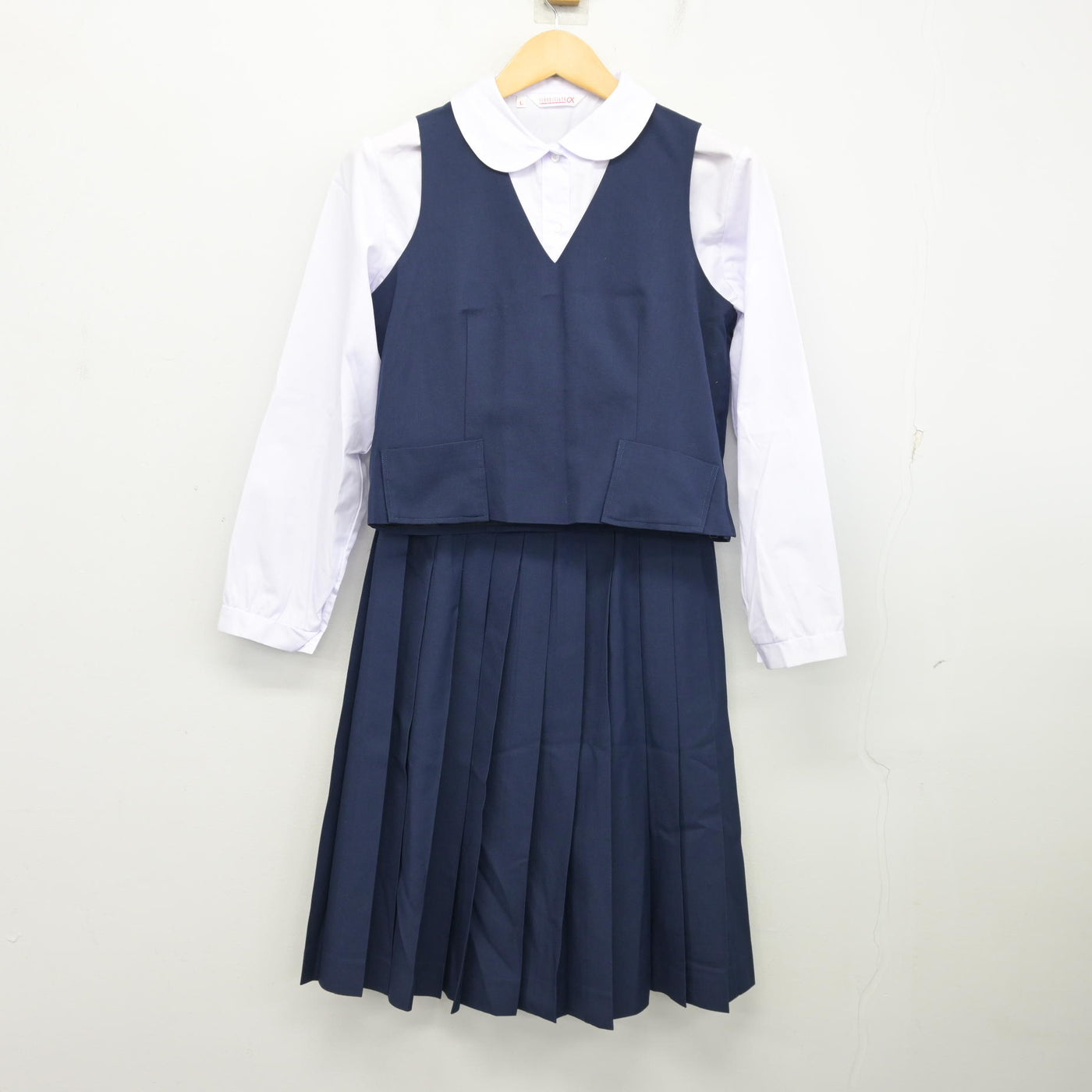 【中古】千葉県 高谷中学校 女子制服 4点 (ブレザー・ベスト・シャツ・スカート) sf101020