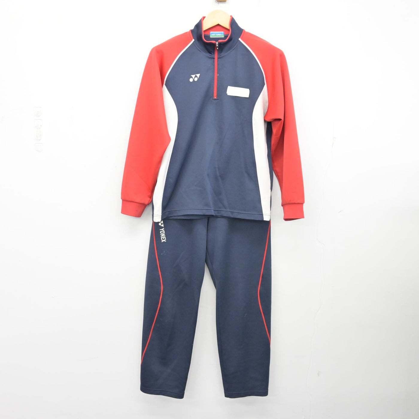 【中古】北海道 帯広市立南町中学校 女子制服 3点 (ジャージ 上・体操服 下・ジャージ 下) sf101032
