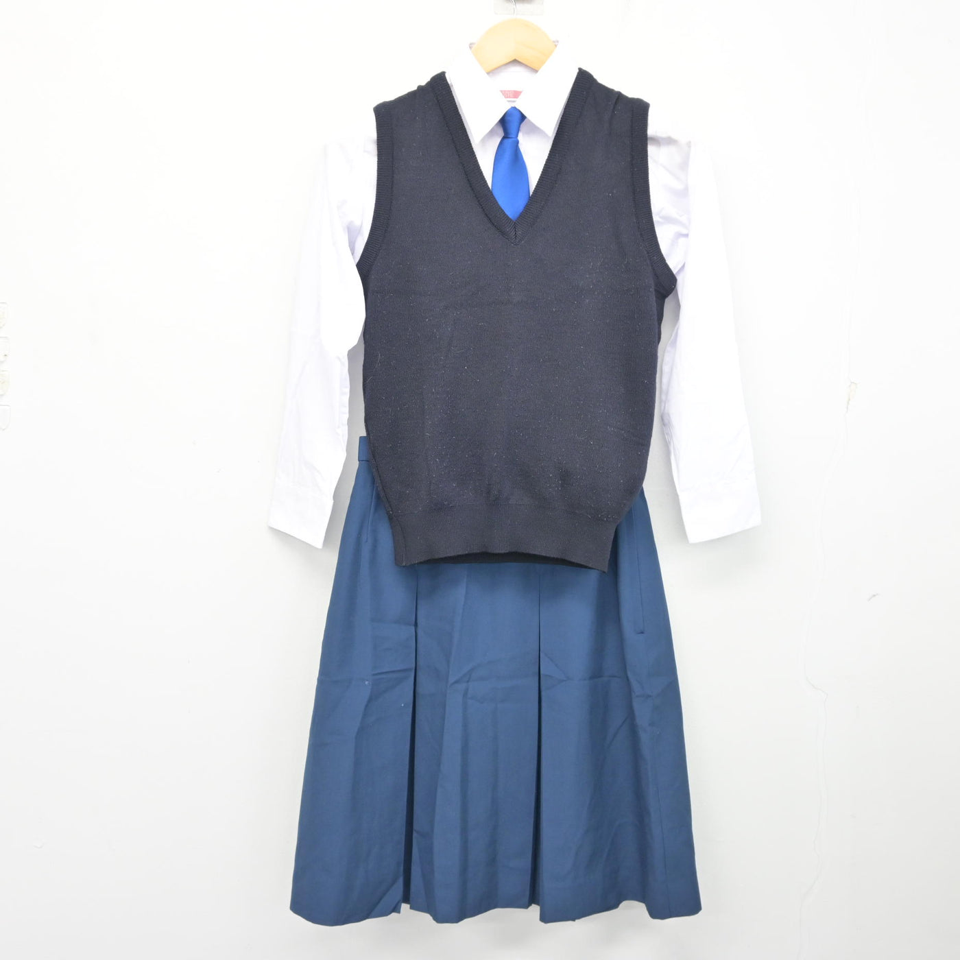【中古】宮城県 増田中学校 女子制服 5点 (ブレザー・ニットベスト・シャツ・スカート) sf101053