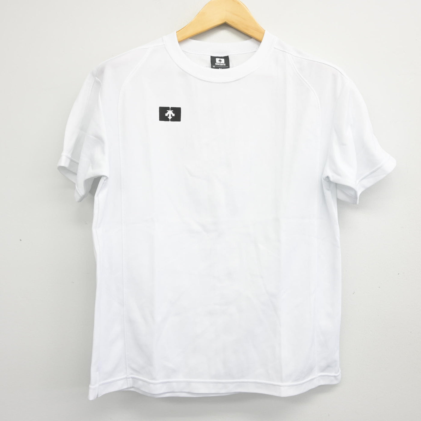 【中古】東京都 十文字高等学校 女子制服 2点 (体操服 上・体操服 下) sf101081