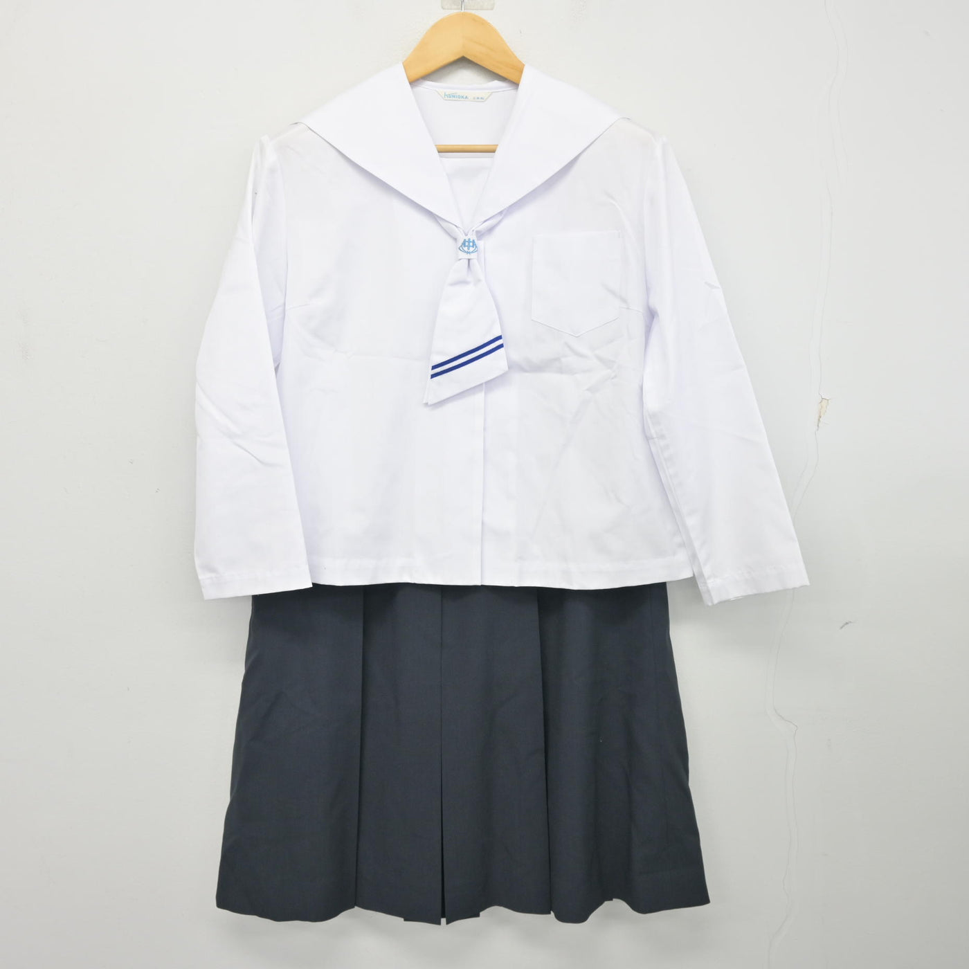 【中古】福島県 二本松第一中学校 女子制服 3点 (セーラー服・スカート) sf101085