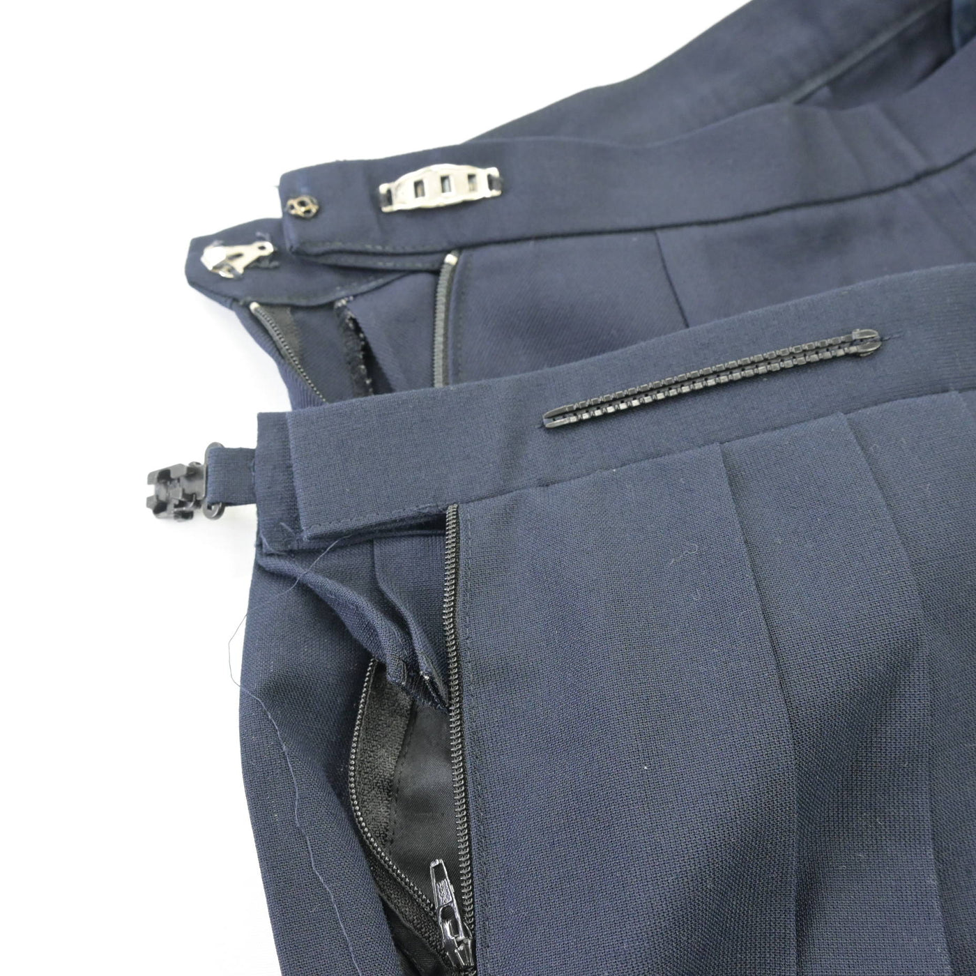 【中古】 学校名不明 女子制服 2点 (スカート・スカート) sf101093