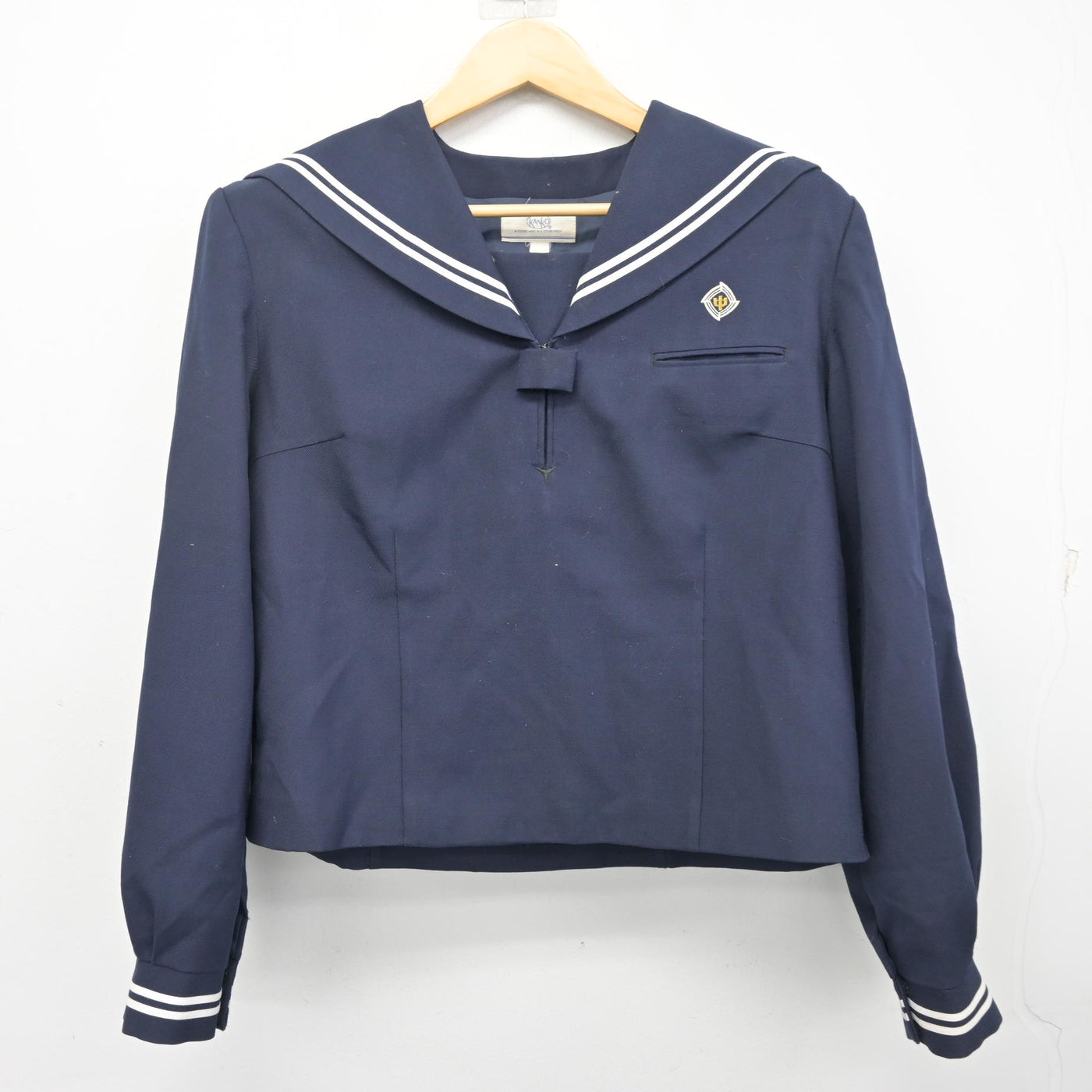 【中古】 学校名不明 女子制服 2点 (セーラー服・スカート) sf101095