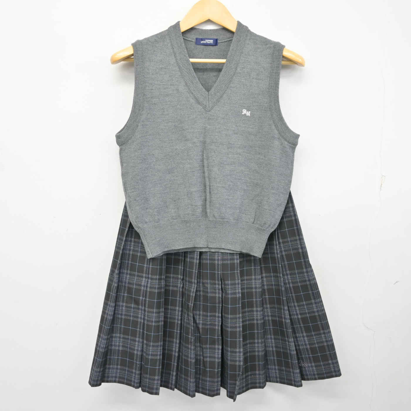 【中古】埼玉県 草加西高等学校 女子制服 2点 (ニットベスト・スカート) sf101100