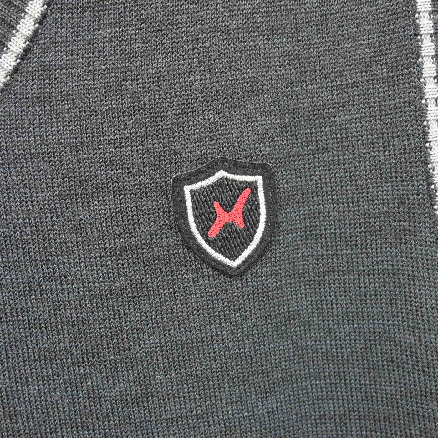 【中古】東京都 八王子高等学校 女子制服 2点 (ニットベスト・スカート) sf101107