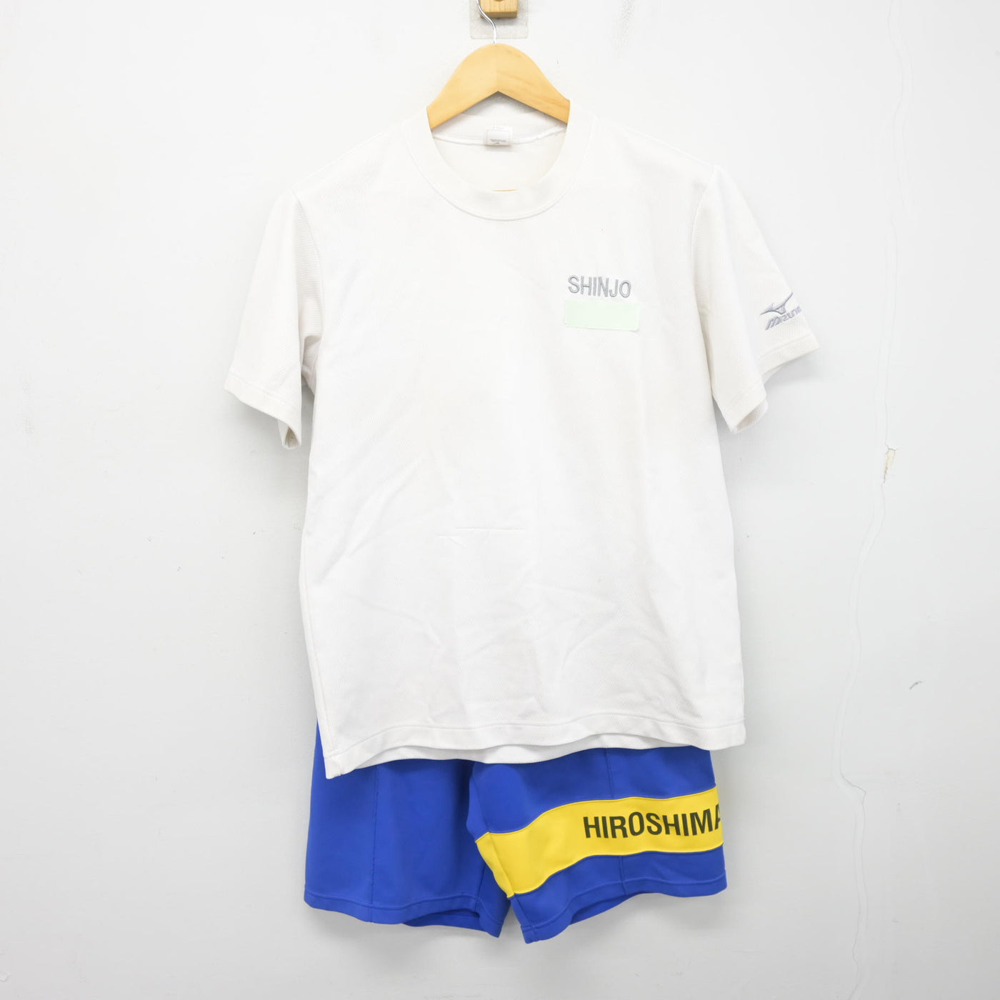 【中古】広島県 広島新庄高等学校 女子制服 2点 (体操服 上・体操服 下) sf101113