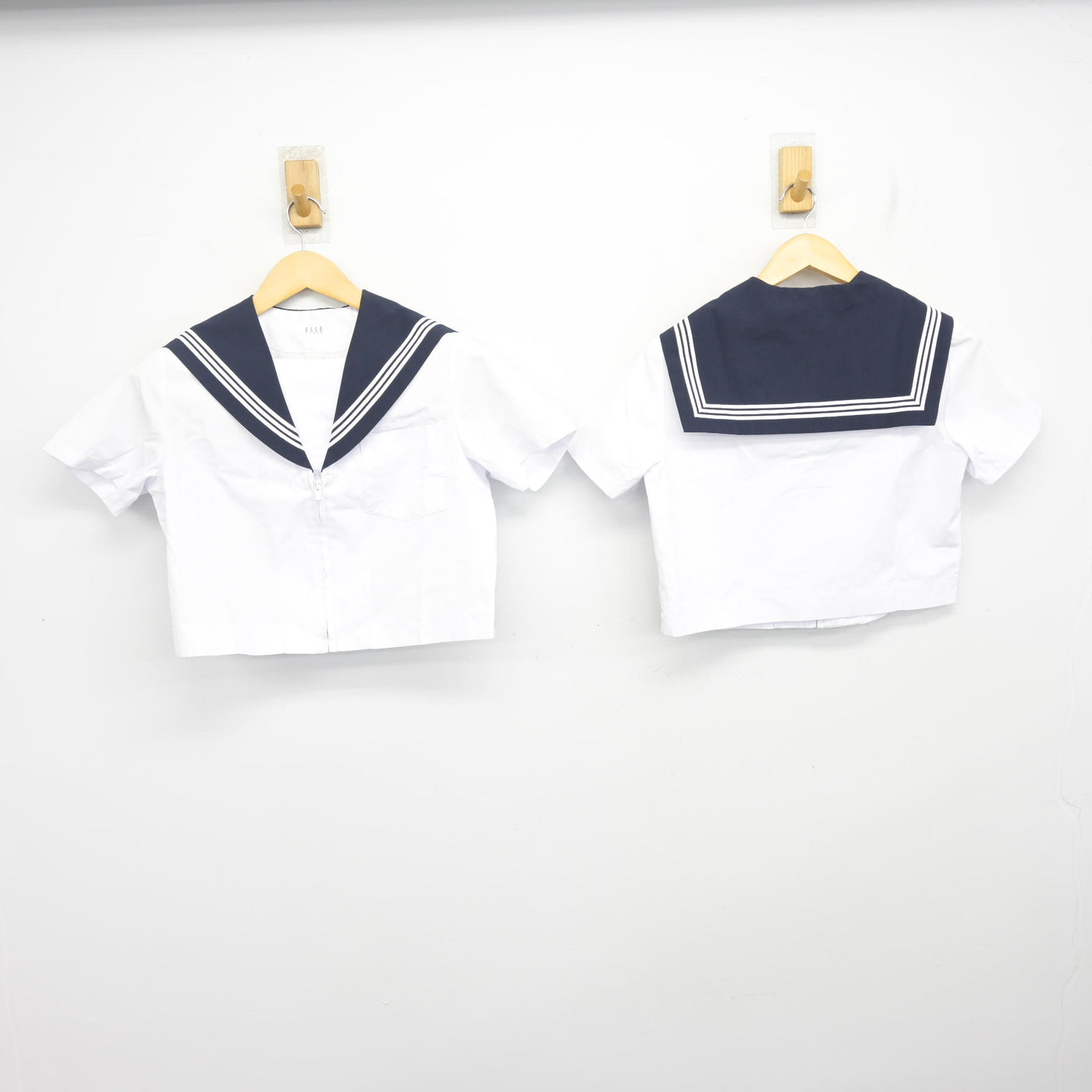 【中古】愛知県 尾西第三中学校/旧制服 女子制服 3点 (セーラー服・スカート) sf101119