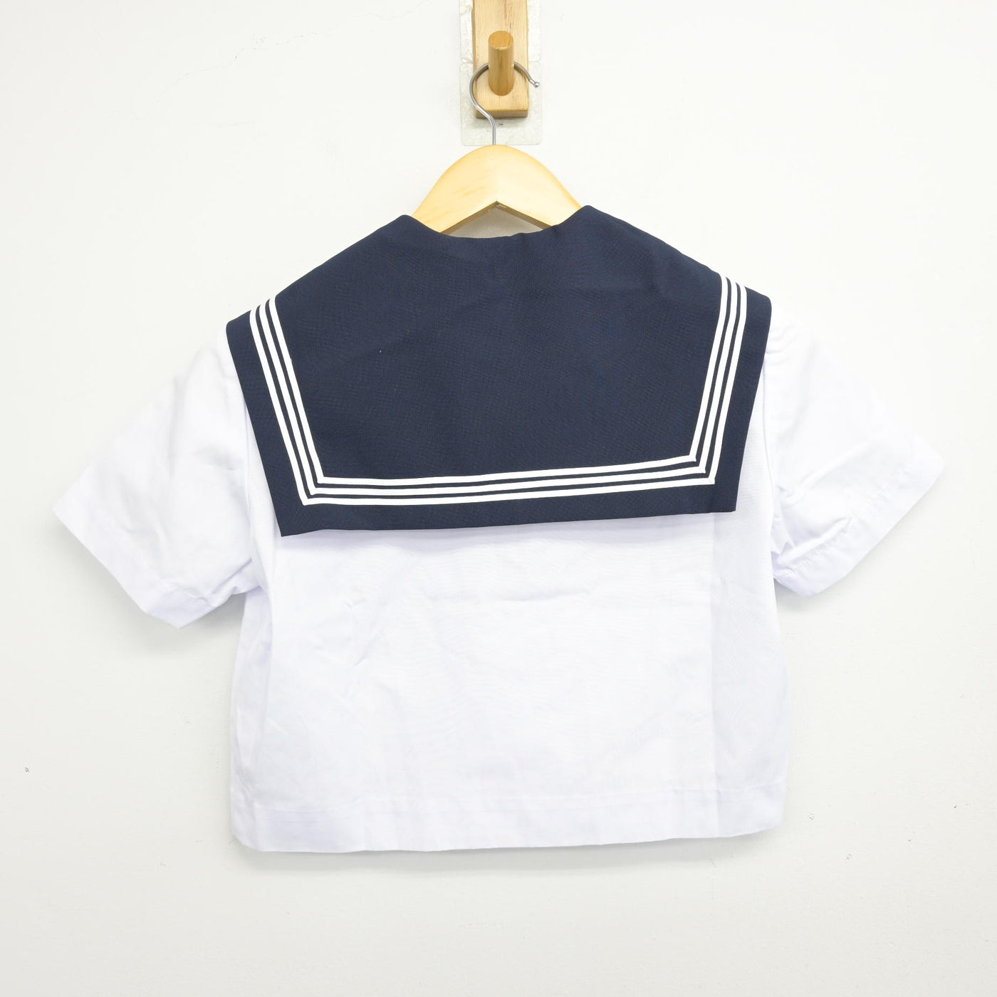 【中古】愛知県 尾西第三中学校/旧制服 女子制服 2点 (セーラー服・セーラー服) sf101120