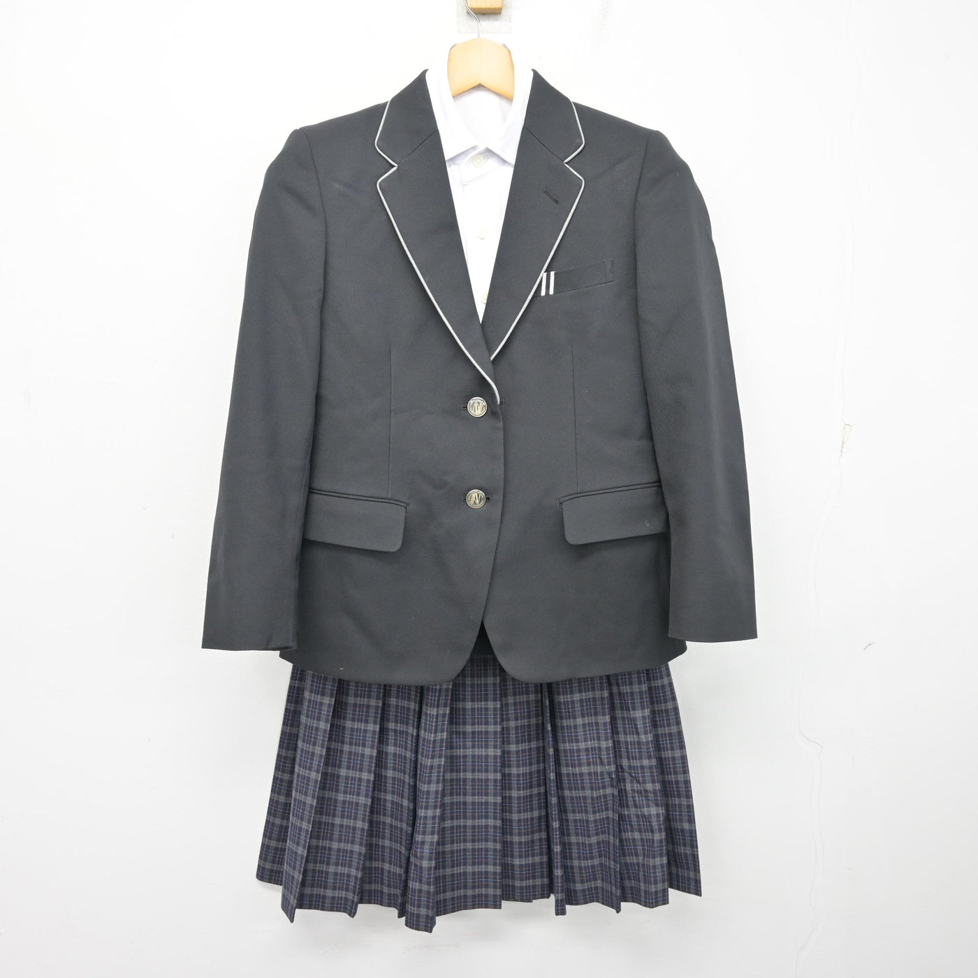 【中古】愛知県 一宮市公立中学校標準服 女子制服 3点 (ブレザー・シャツ・スカート) sf101121