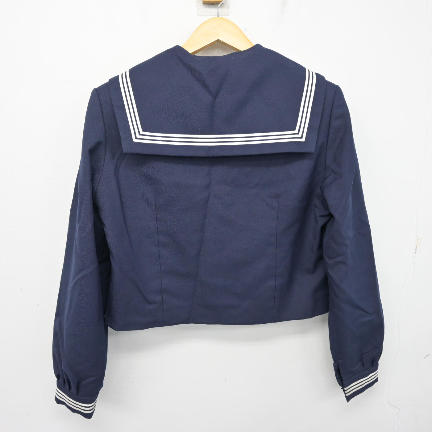 【中古】茨城県 緑岡中学校 女子制服 3点 (セーラー服・ジャンパースカート) sf101126