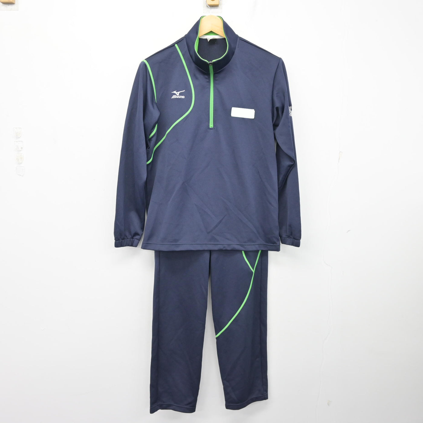 【中古】東京都 立川女子高等学校 女子制服 2点 (ジャージ 上・ジャージ 下) sf101134
