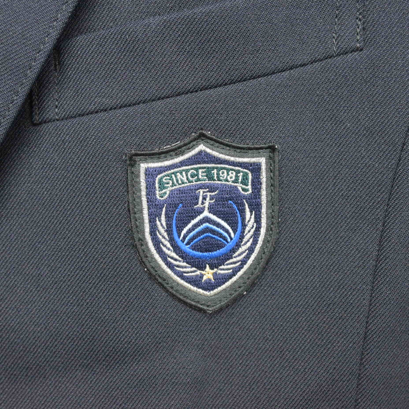 【中古】千葉県 浦安市立入船中学校 女子制服 4点 (ブレザー・シャツ・スカート) sf101138