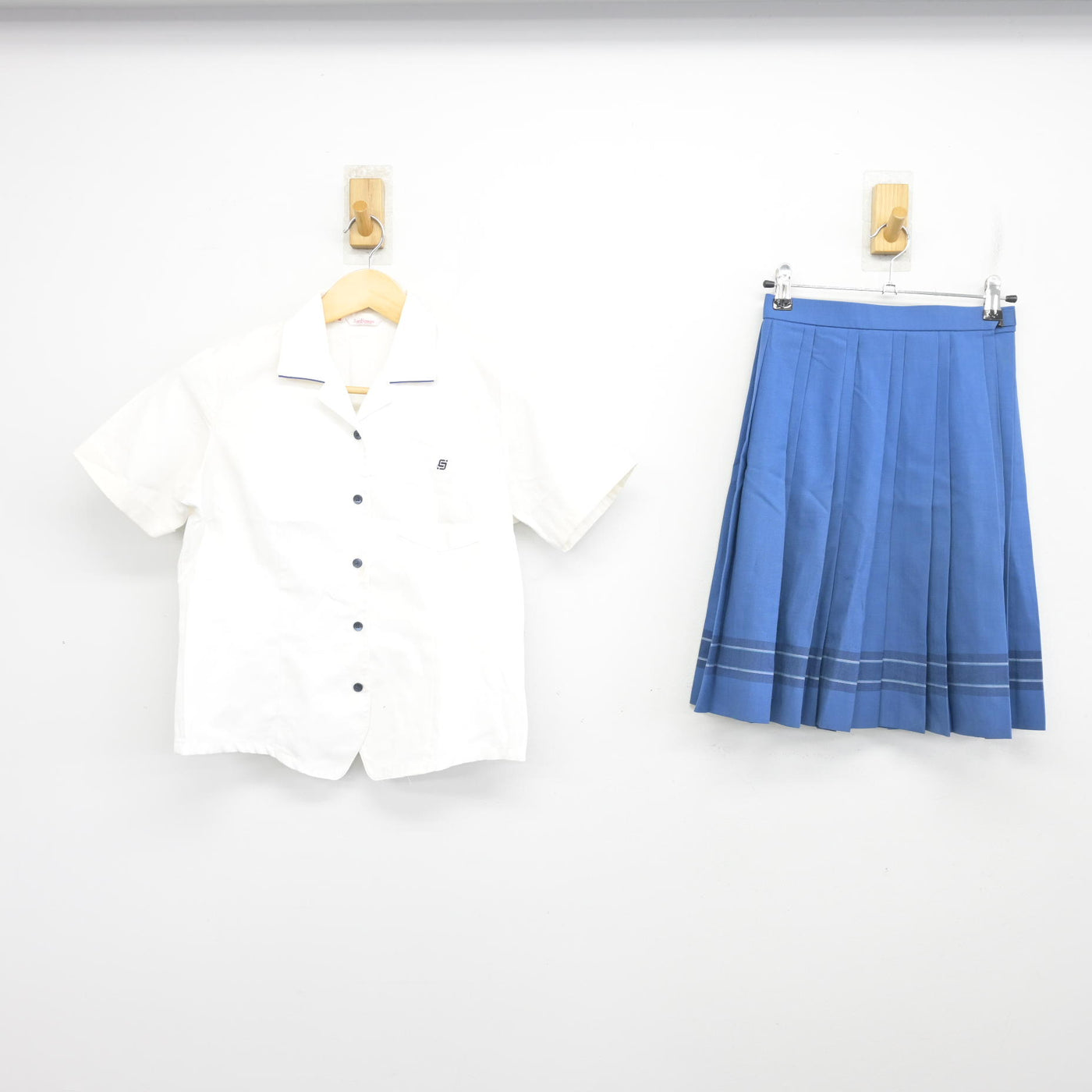【中古】山口県 下関短期大学付属高等学校 女子制服 2点 (ブラウス・スカート) sf101144