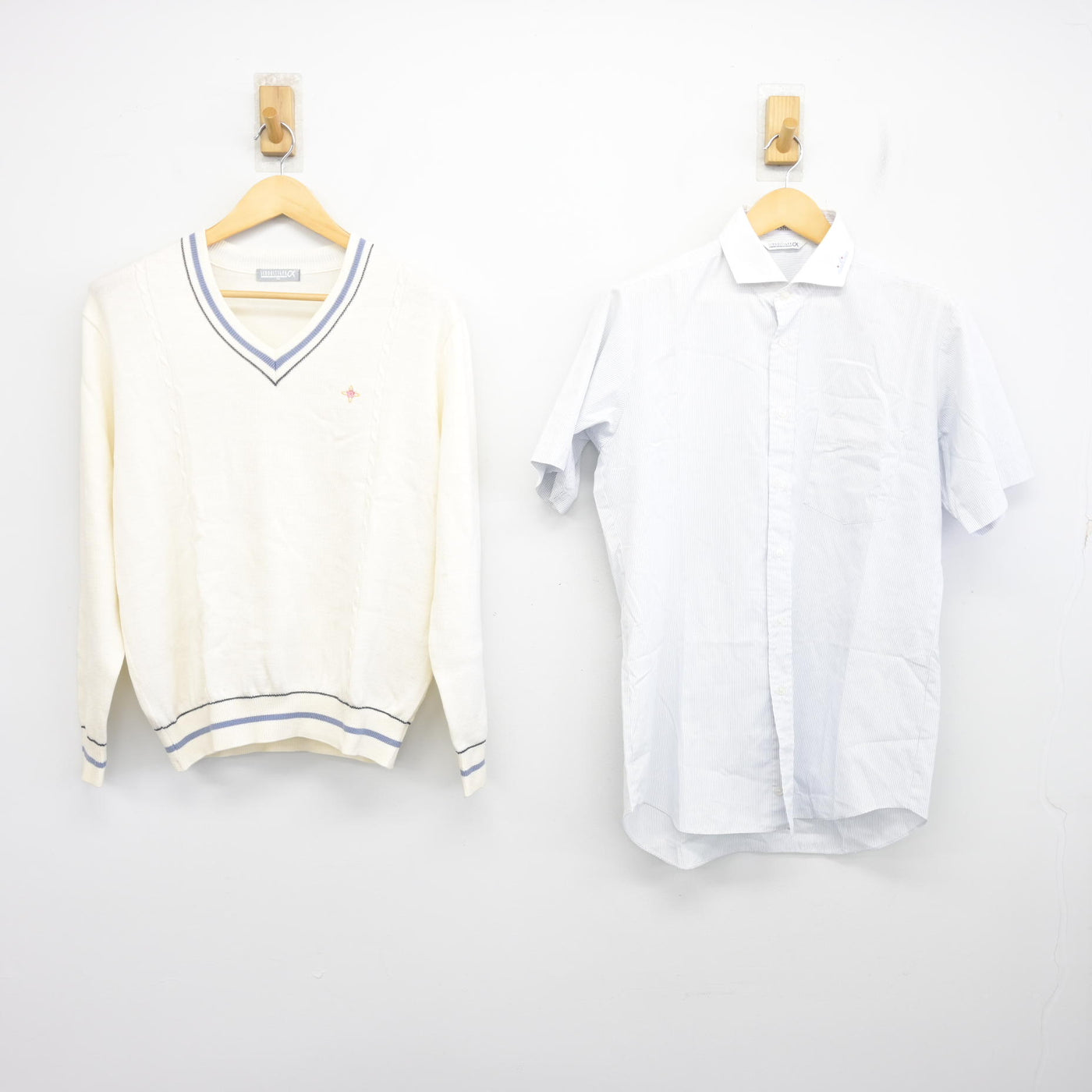 【中古】静岡県 日本大学三島高等学校 男子制服 2点 (ニット・シャツ) sf101152