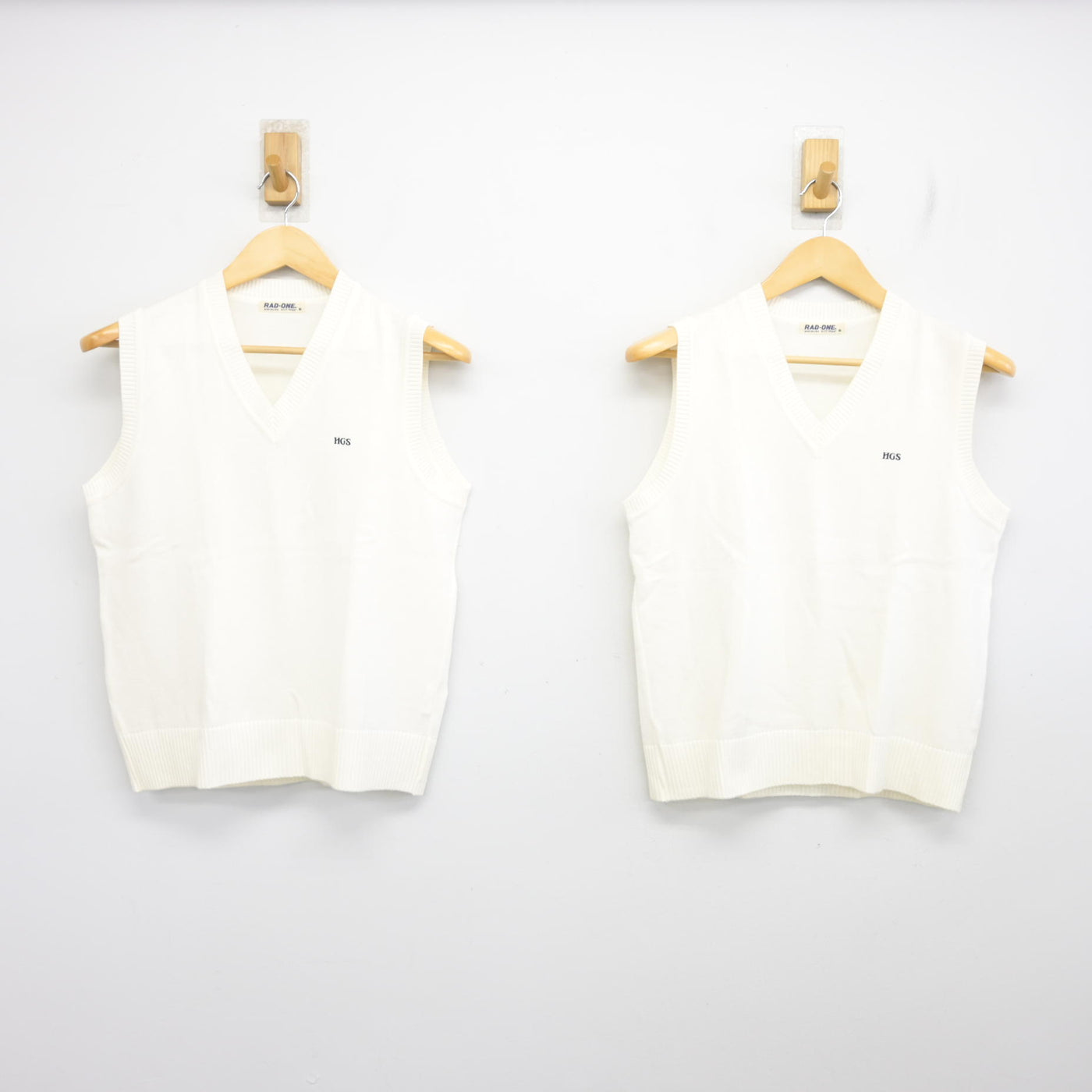 【中古】北海道 北海学園札幌高等学校 女子制服 2点 (ニットベスト) sf101159