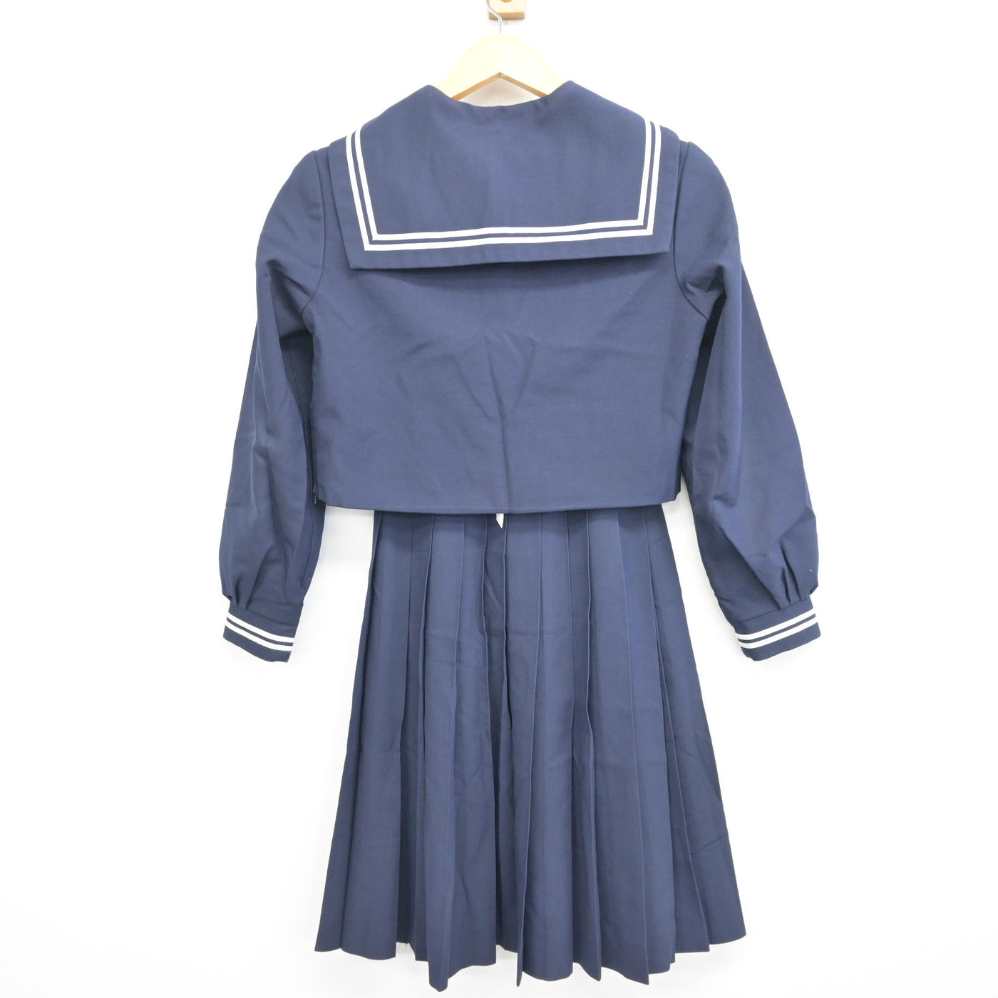 【中古】広島県 向東中学校 女子制服 3点 (セーラー服・スカート) sf101161