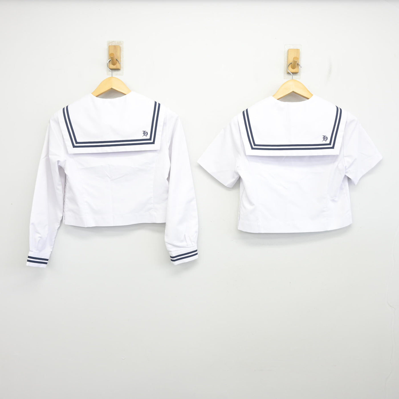 【中古】広島県 尾道東高等学校 女子制服 2点 (セーラー服) sf101163