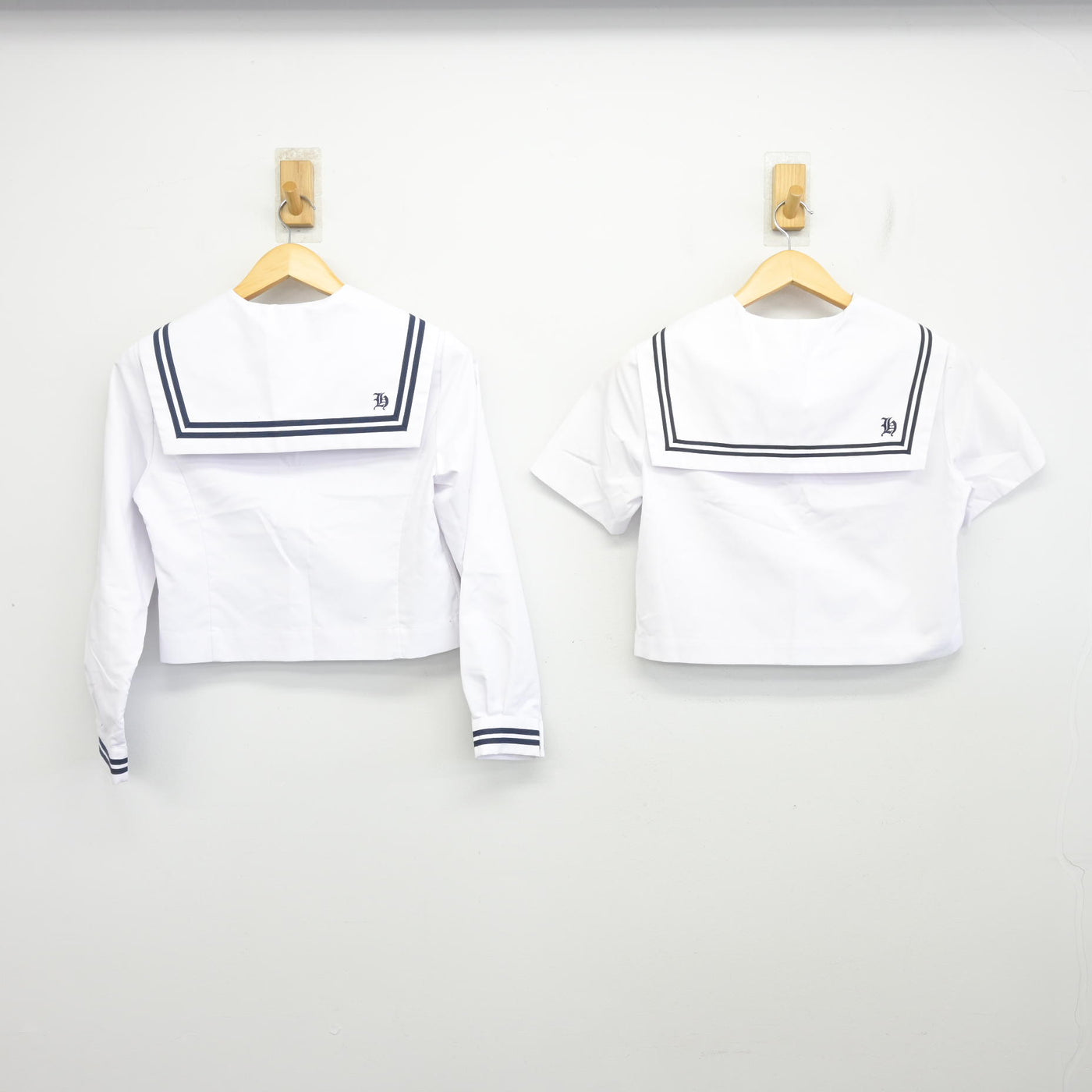 【中古】広島県 尾道東高等学校 女子制服 2点 (セーラー服) sf101164