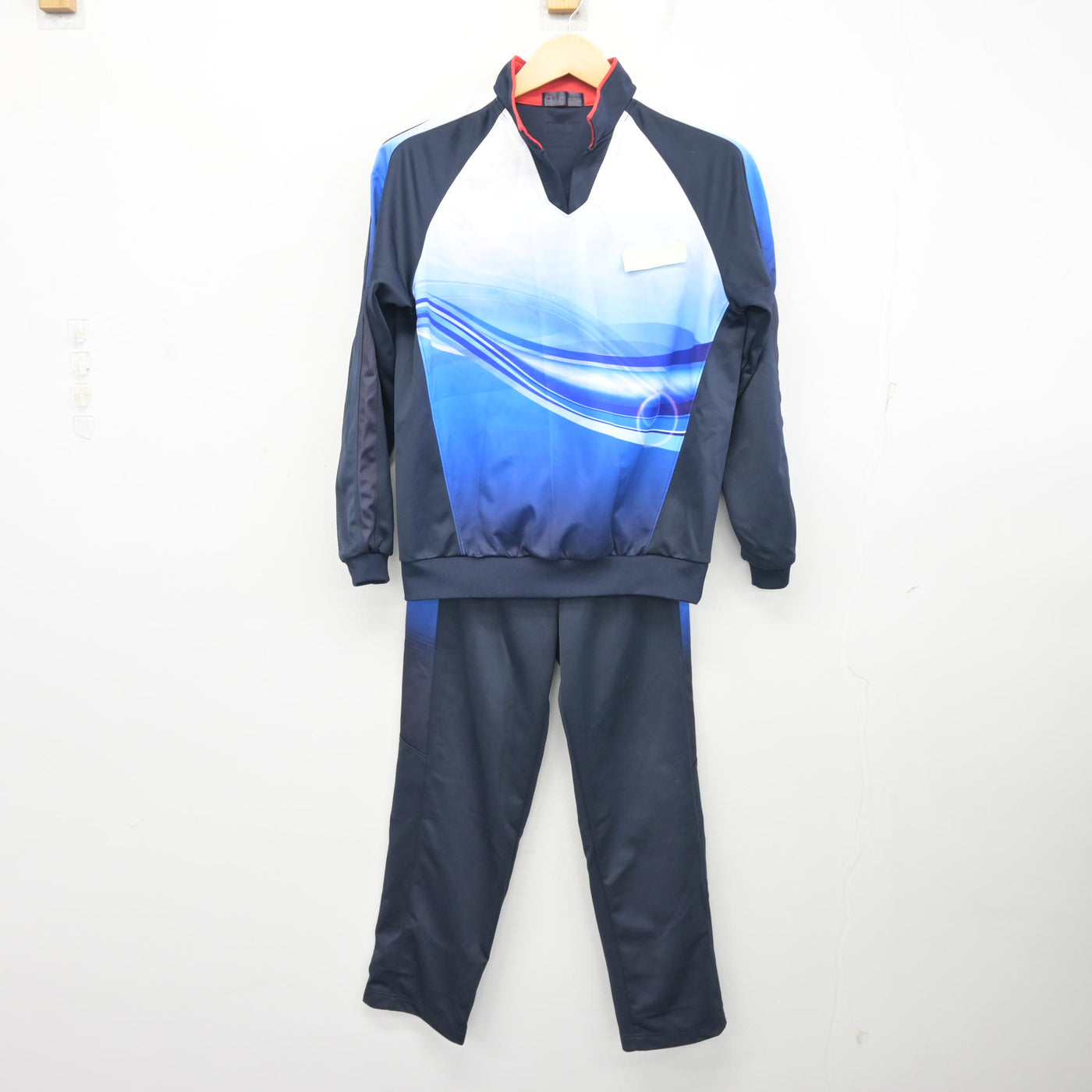 【中古】茨城県 ひたちなか市立美乃浜学園 女子制服 2点 (ジャージ 上・ジャージ 下) sf101169