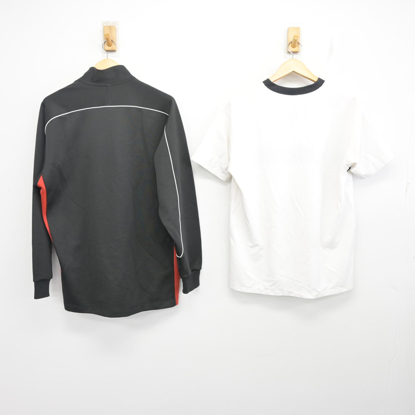 【中古】愛媛県 旭中学校 女子制服 3点 (ジャージ 上・体操服 上・ジャージ 下) sf101174