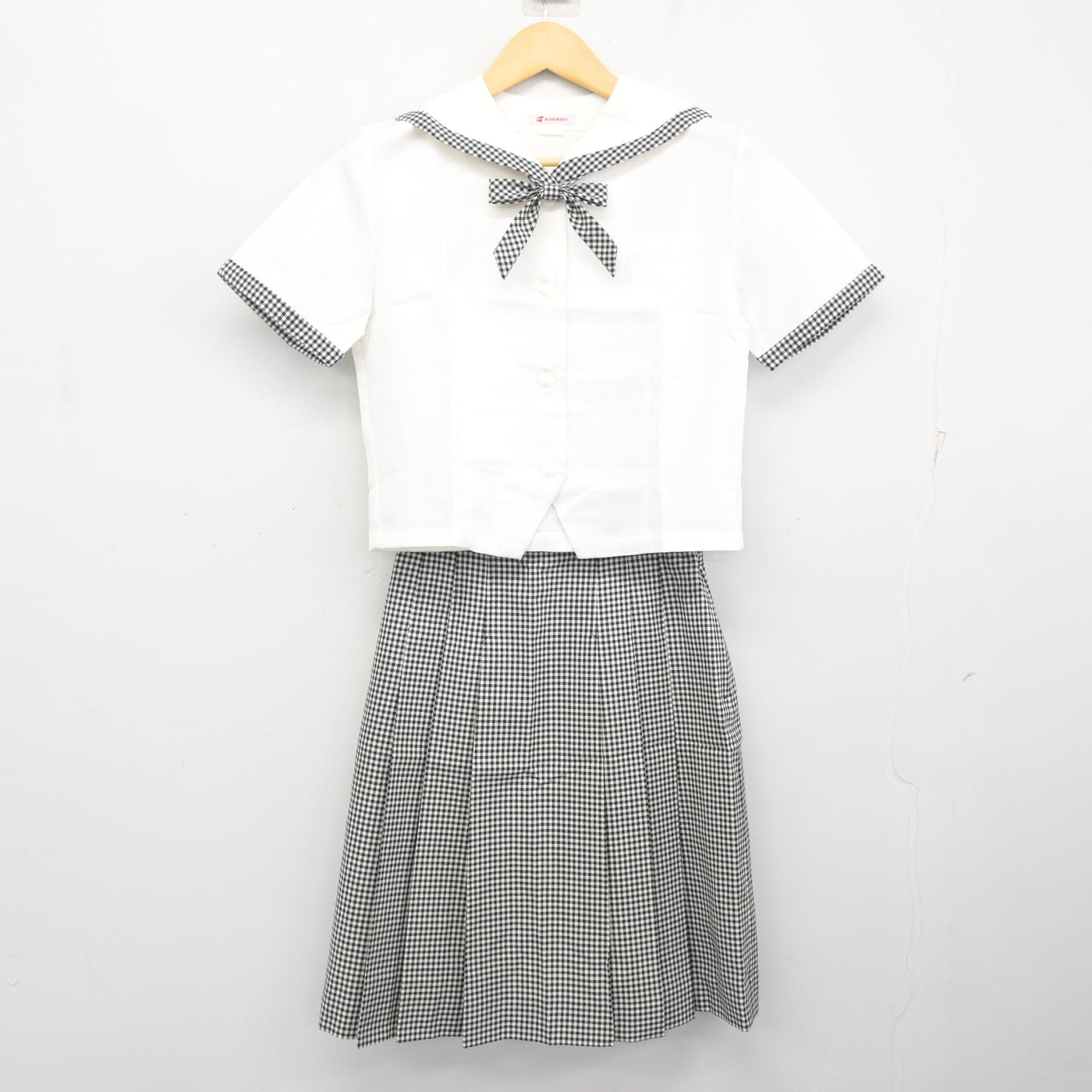 【中古】愛媛県 川之石高等学校 女子制服 3点 (ブラウス・スカート) sf101191