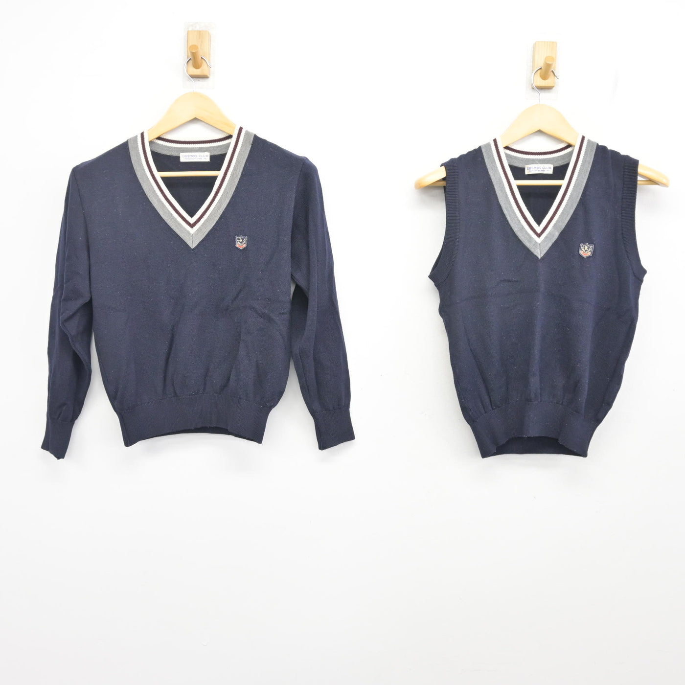 【中古】愛媛県 川之石高等学校 女子制服 2点 (ニット・ニットベスト) sf101192