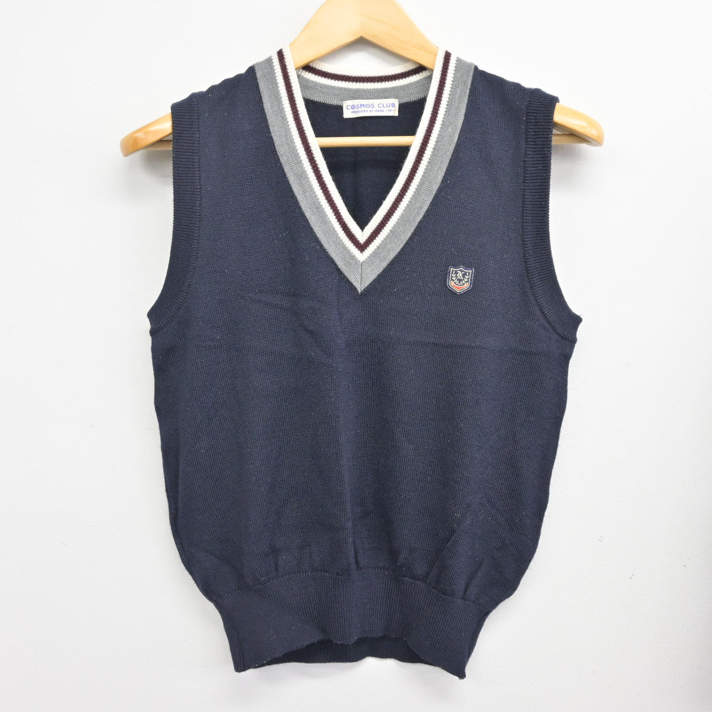 【中古】愛媛県 川之石高等学校 女子制服 2点 (ニットベスト・シャツ) sf101193