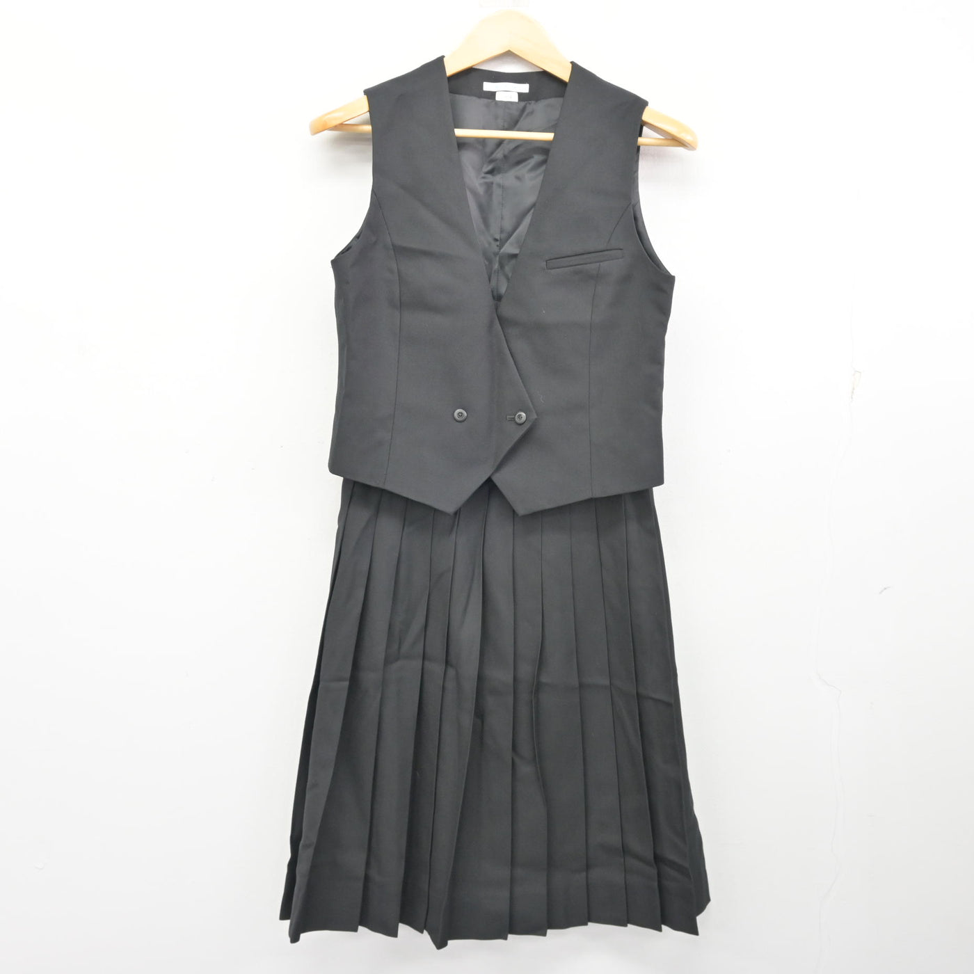 【中古】愛媛県 八幡浜高等学校 女子制服 3点 (ブレザー・ベスト・スカート) sf101195