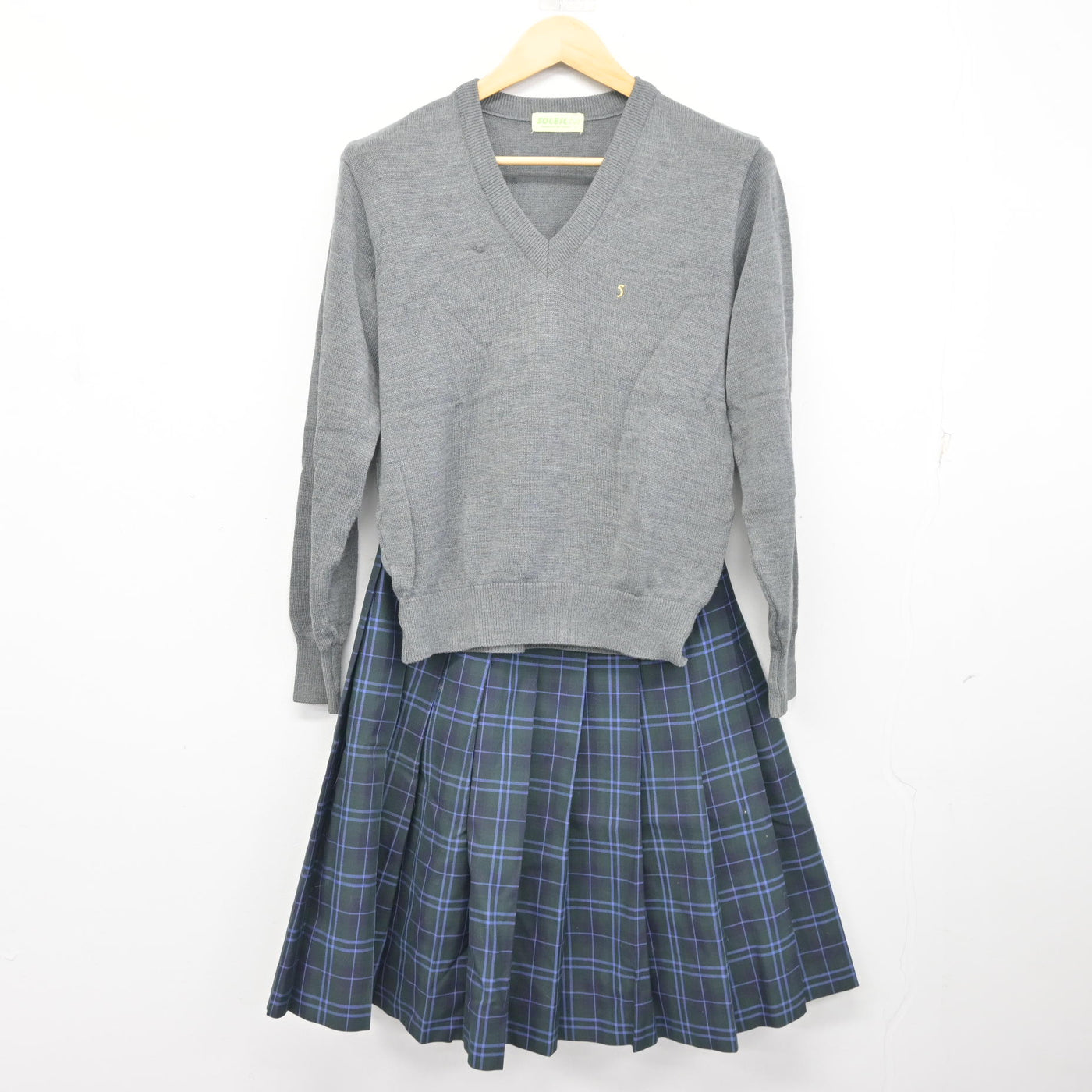 【中古】東京都 東村山第五中学校 女子制服 3点 (ブレザー・ニット・スカート) sf101198