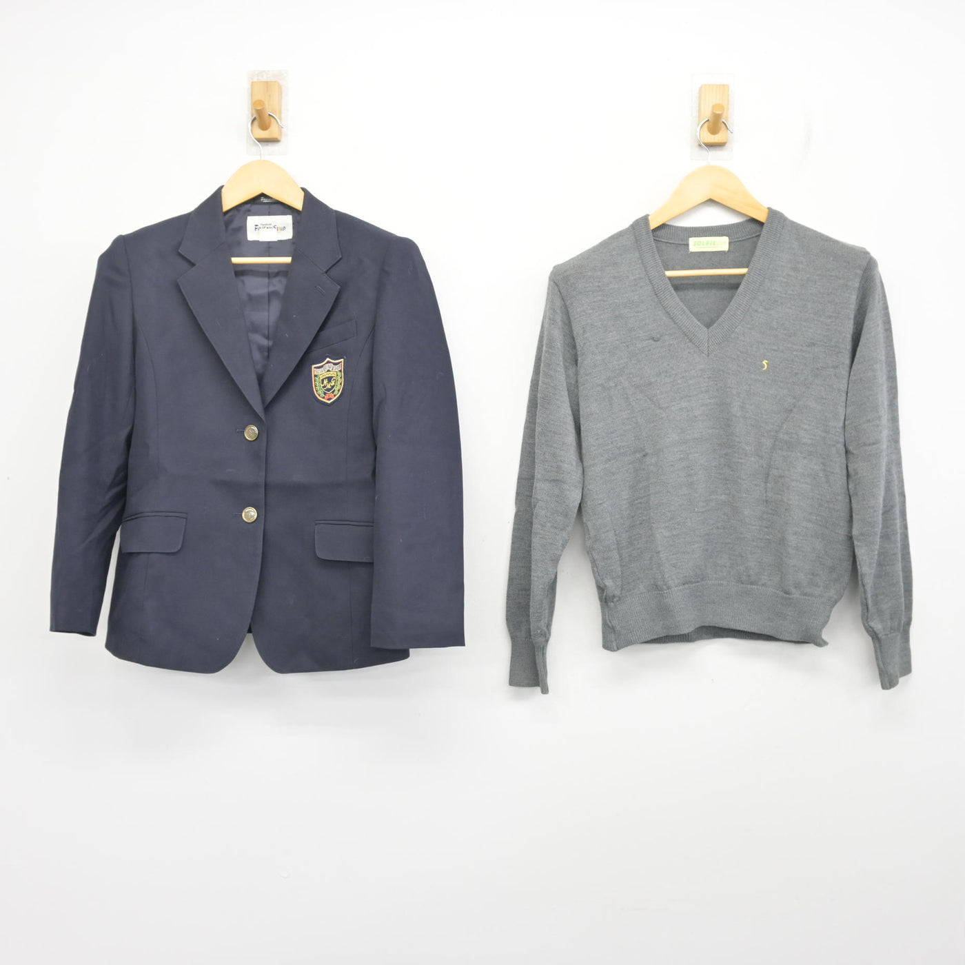 【中古】東京都 東村山第五中学校 女子制服 3点 (ブレザー・ニット・スカート) sf101198