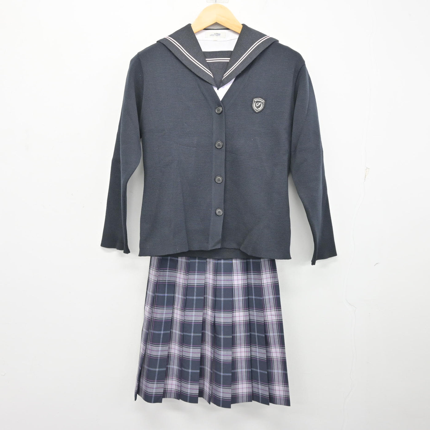 【中古】広島県 瀬戸内高等学校 女子制服 3点 (ニット・ブラウス・スカート) sf101217