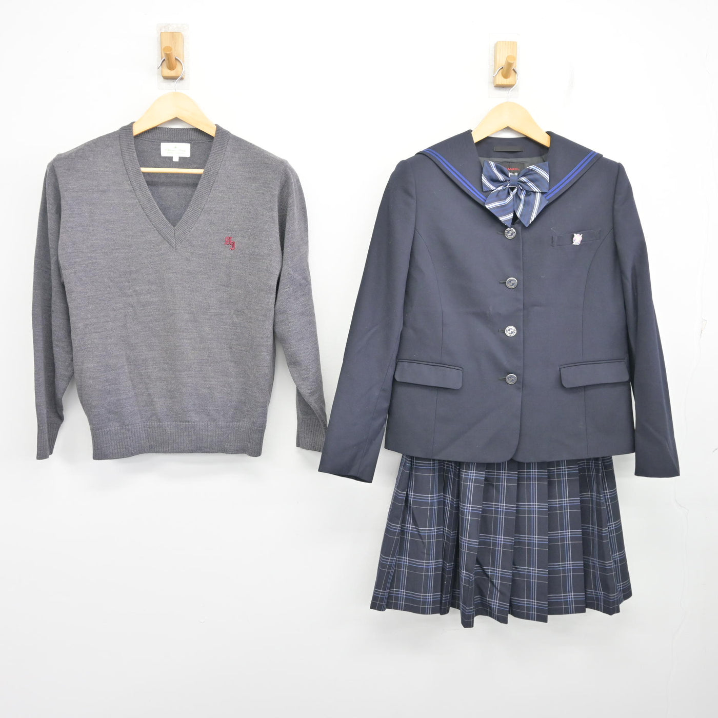 【美品】赤羽岩淵中学校　男子　制服 美品】赤羽岩淵中学校男子制服 (なつ) 志茂のその他の中古・古着